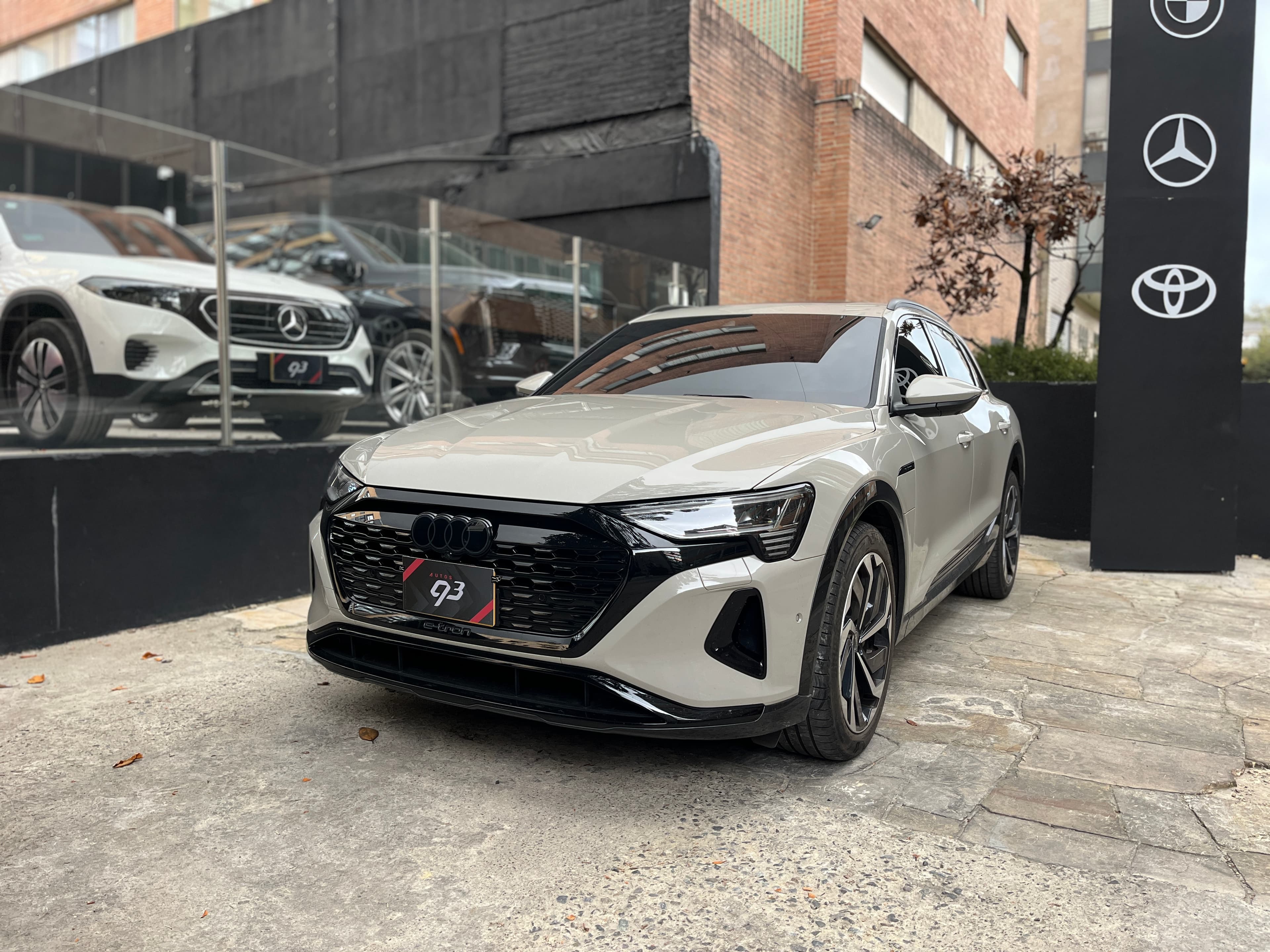 Audi Q8 ETRON Modelo 2024 1