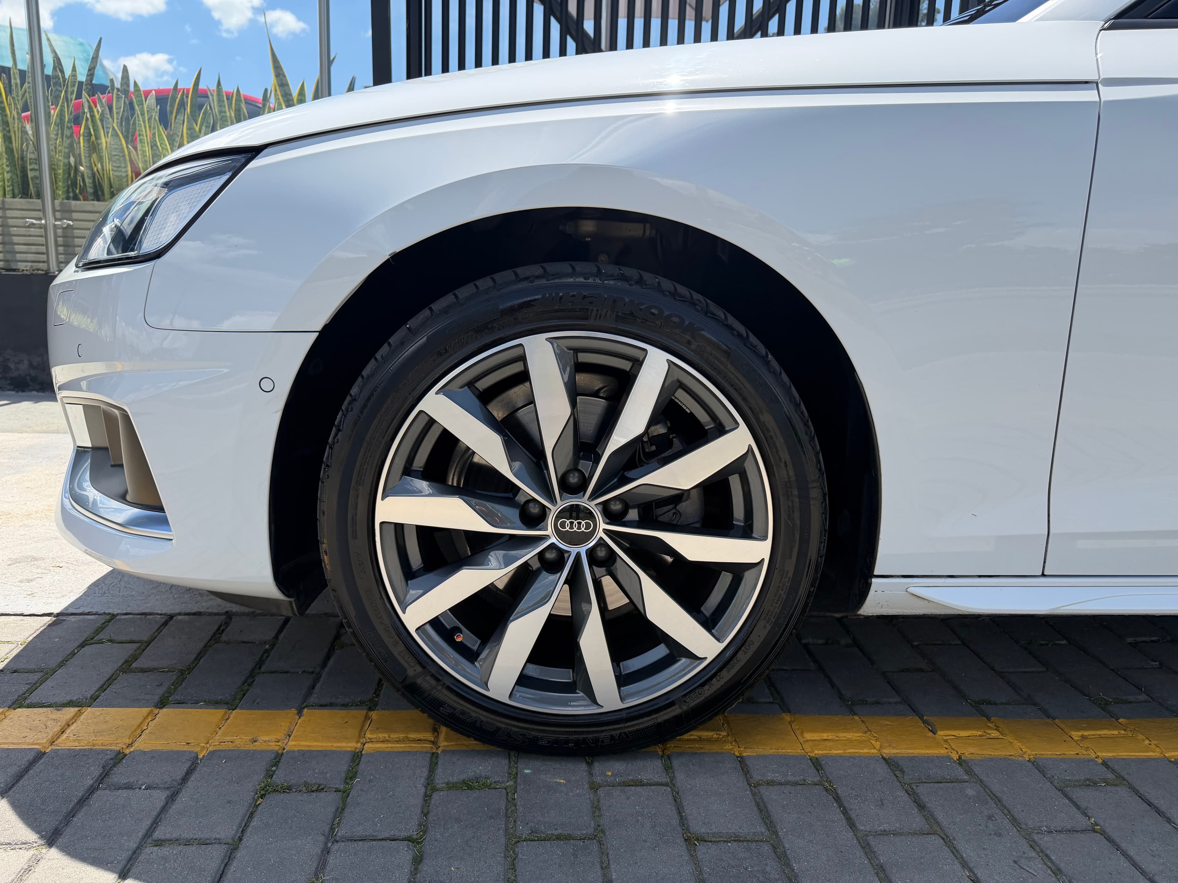Audi A4 Unique Edition Modelo 2023 5