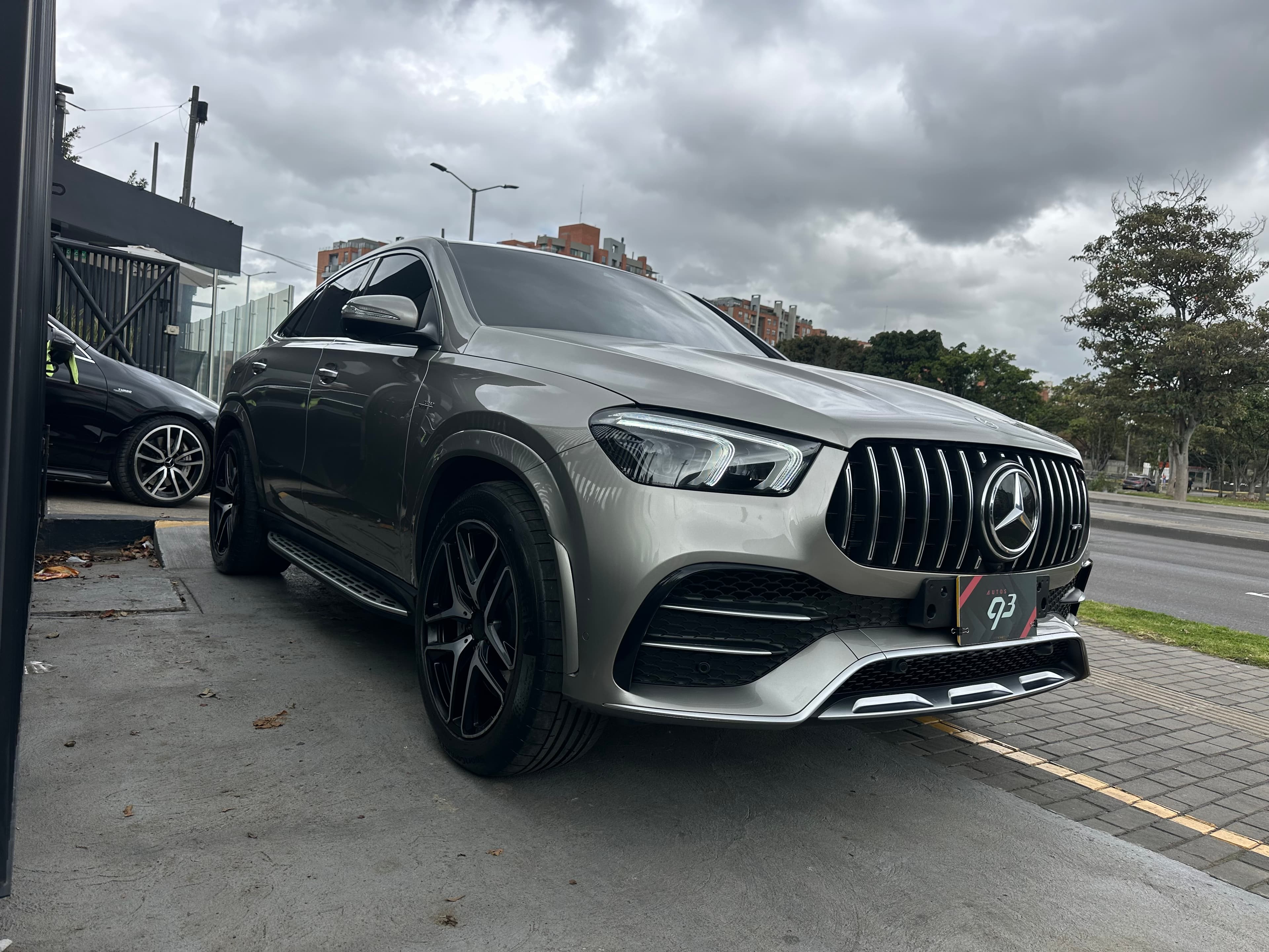 Mercedes Benz GLE53 AMG Coupé Modelo 2023 3