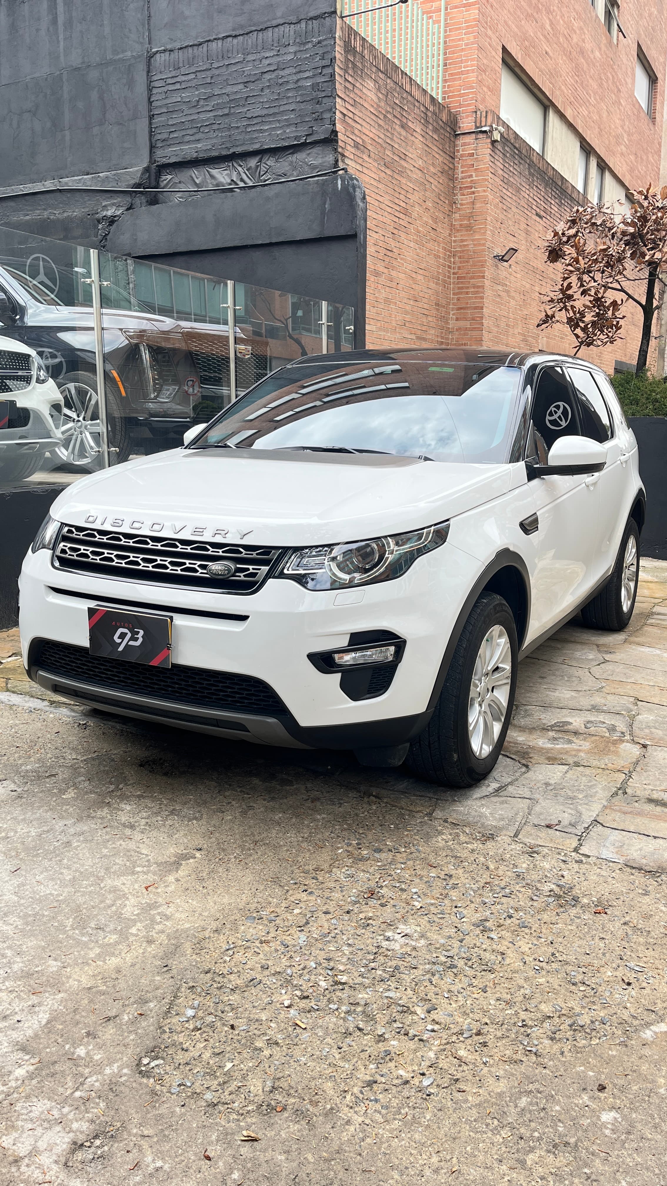Land Rover Discovery SE Modelo 2019 16