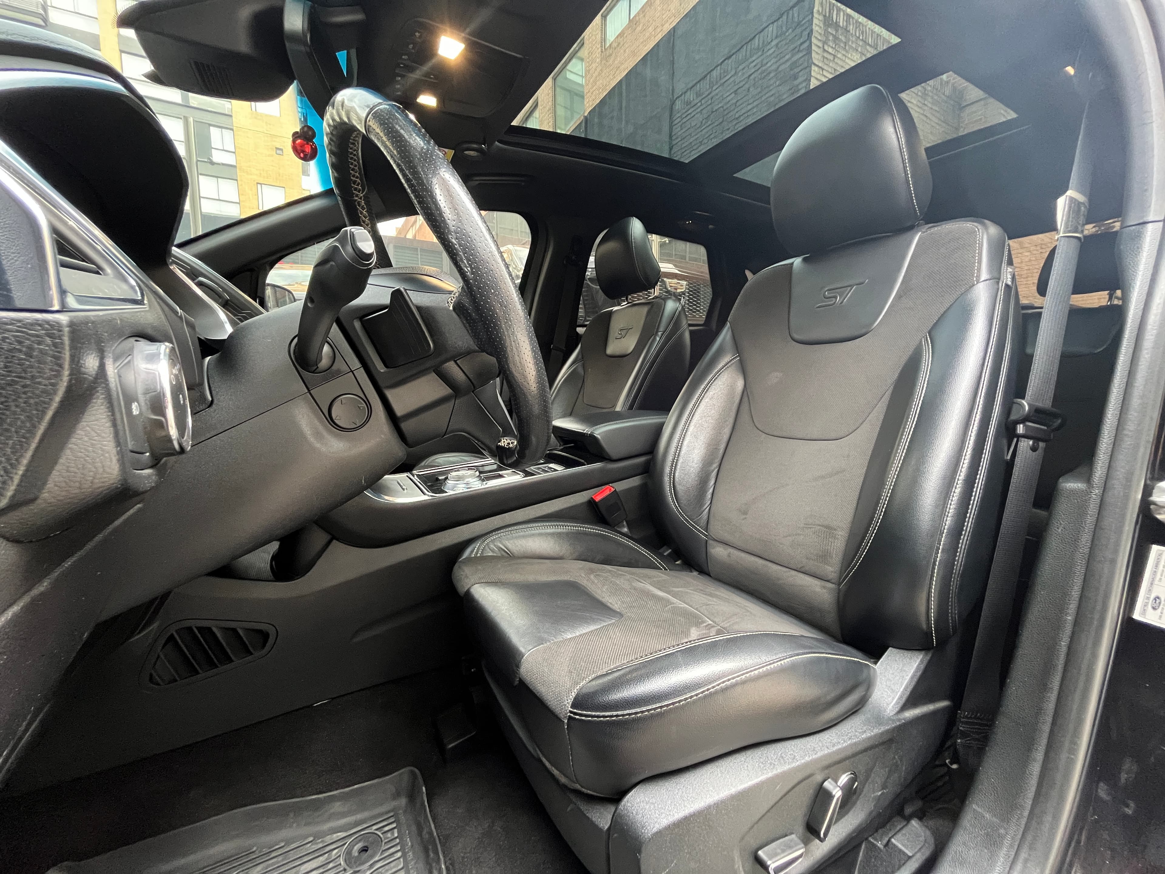 Ford Edge ST Modelo 2019 17