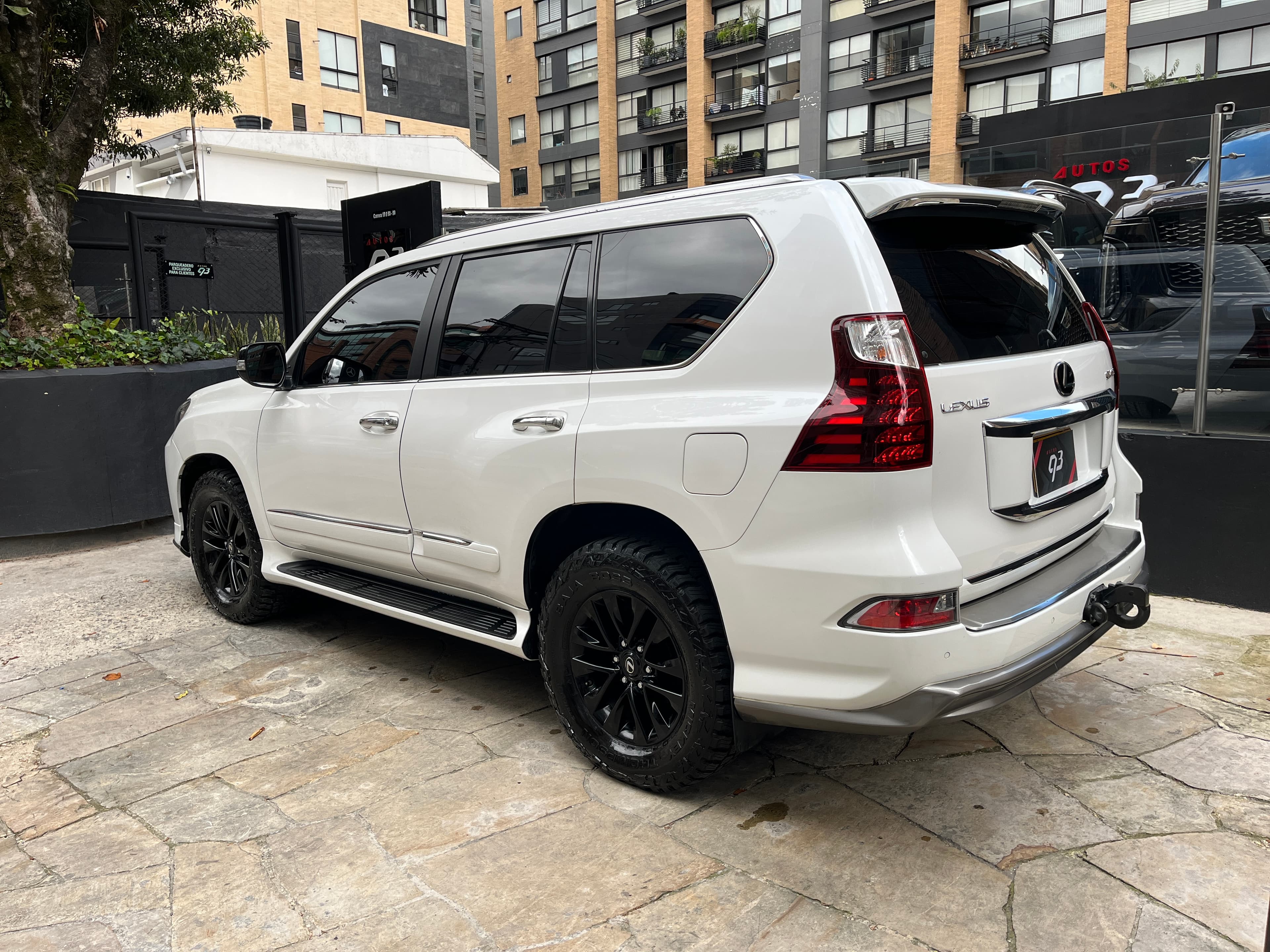 Lexus GX460 Modelo 2019 6