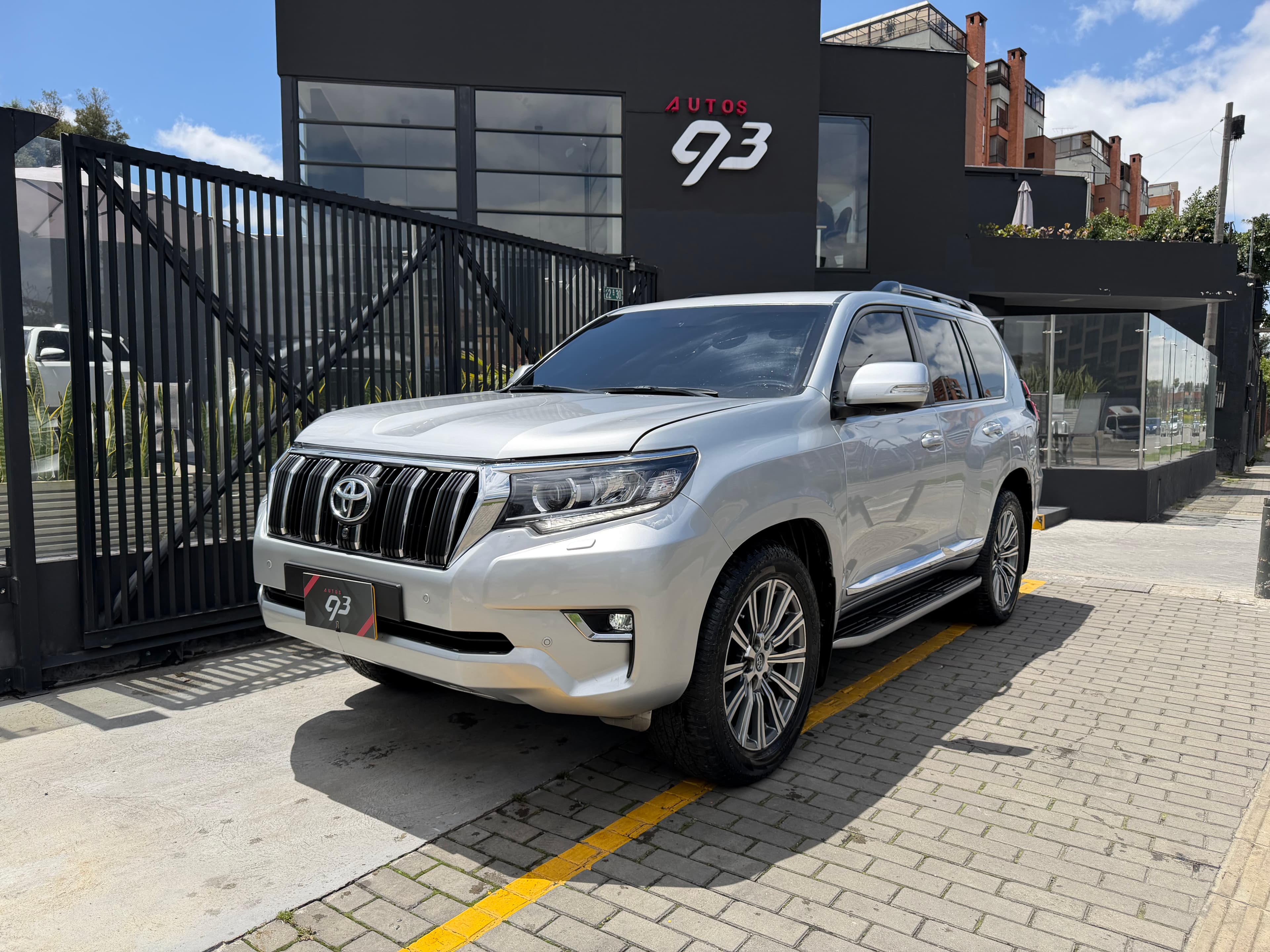 Toyota Prado Vx Modelo 2017 1