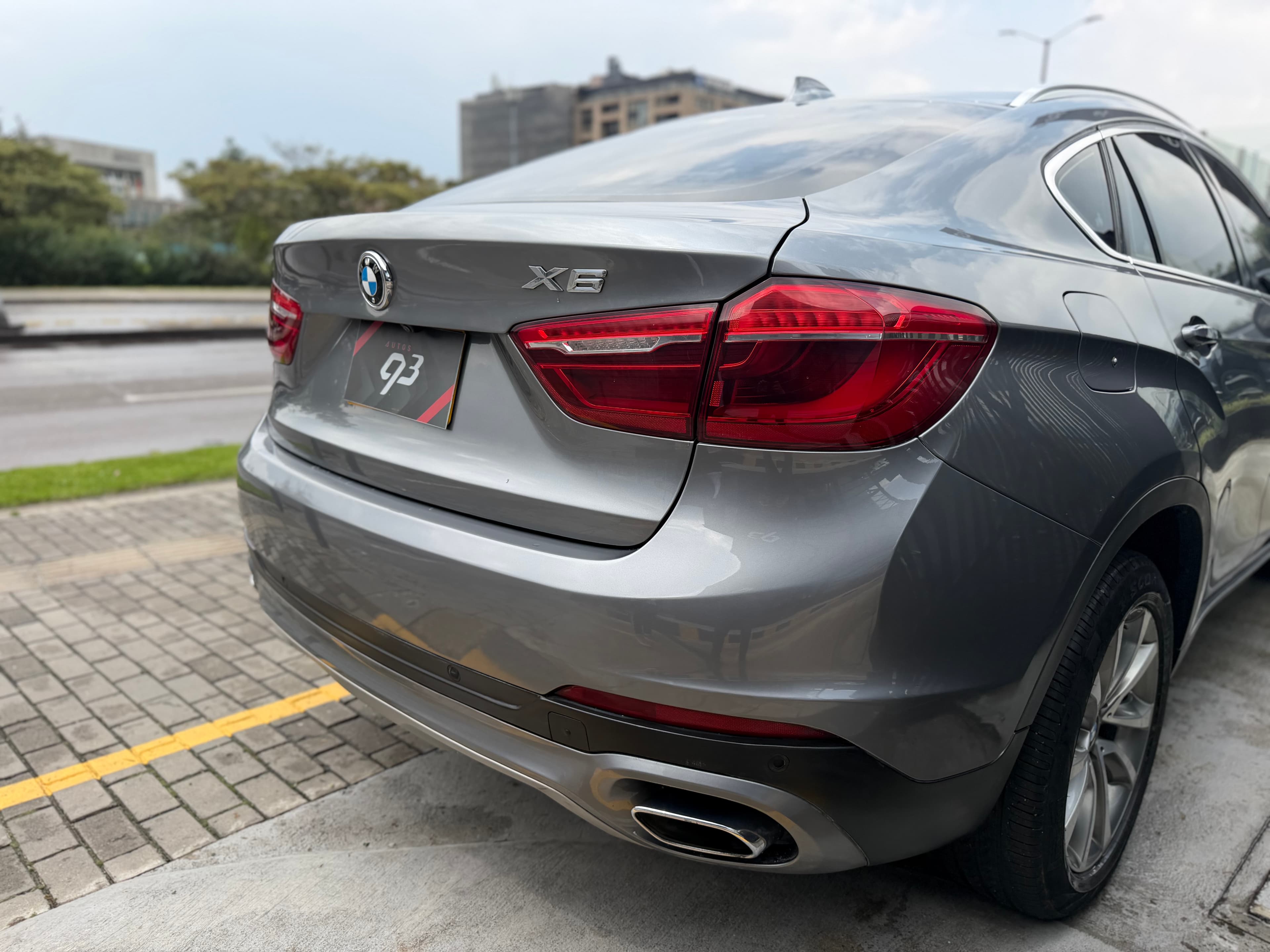 BMW X6 xDrive35i Modelo 2018 23