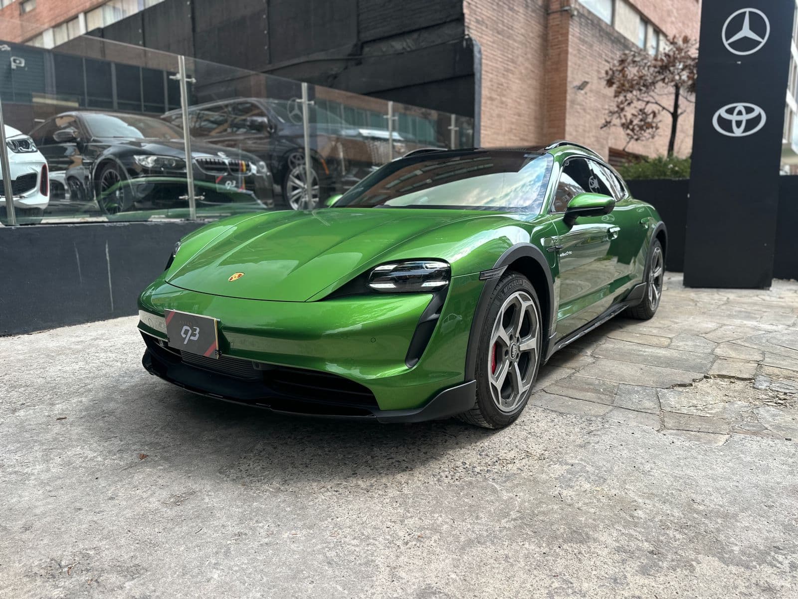 Porsche Taycan 4S CROSS Modelo 2023 1