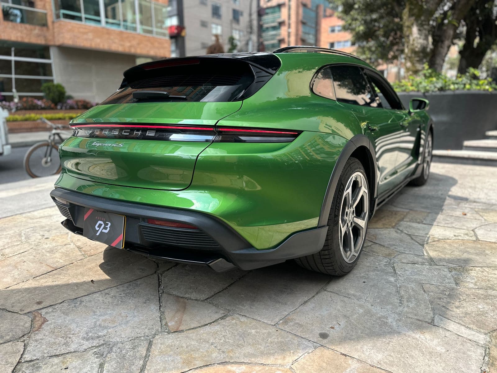 Porsche Taycan 4S CROSS Modelo 2023 5