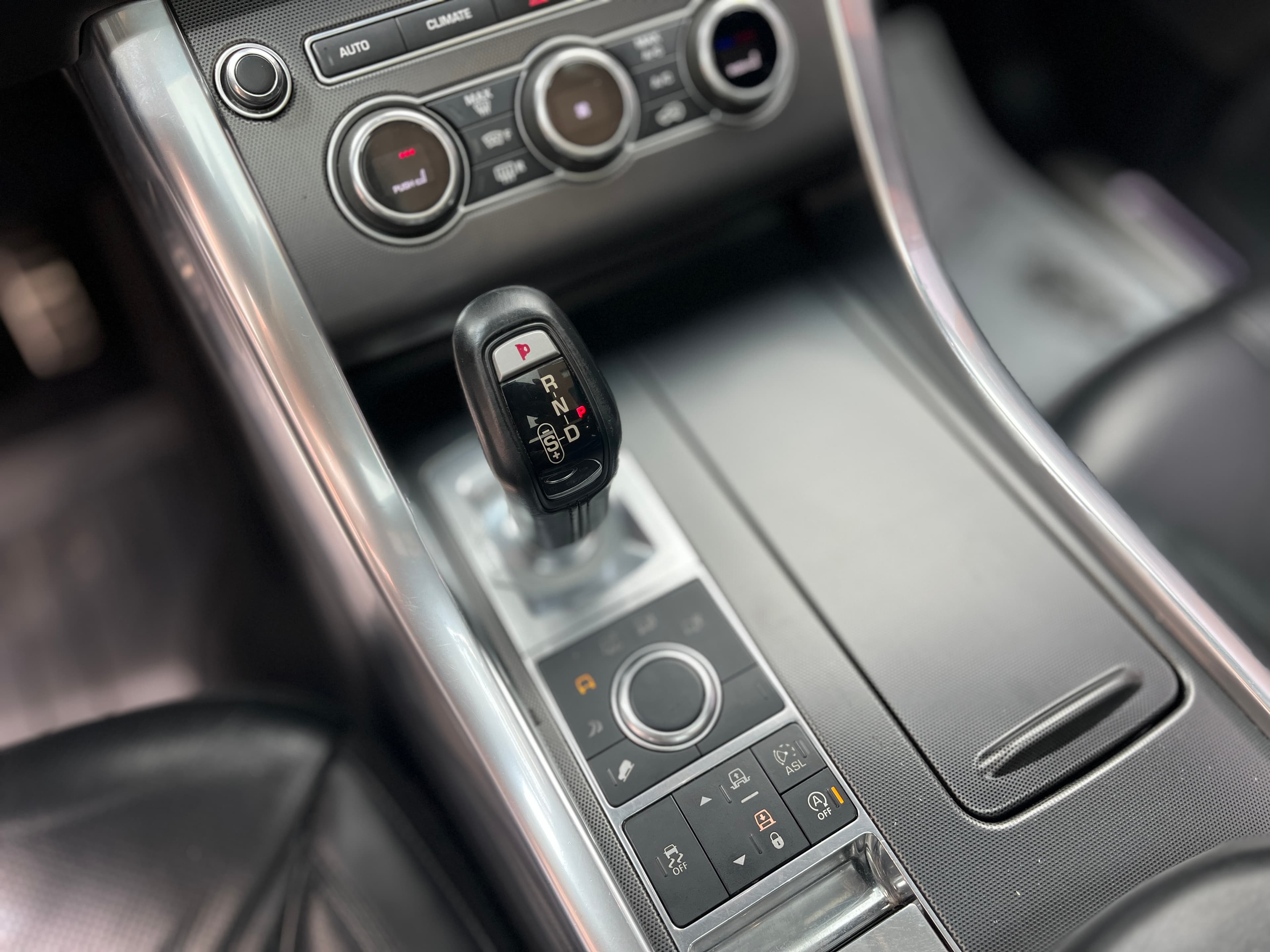 Land Rover Evoque Range rover sport Modelo 2016 12