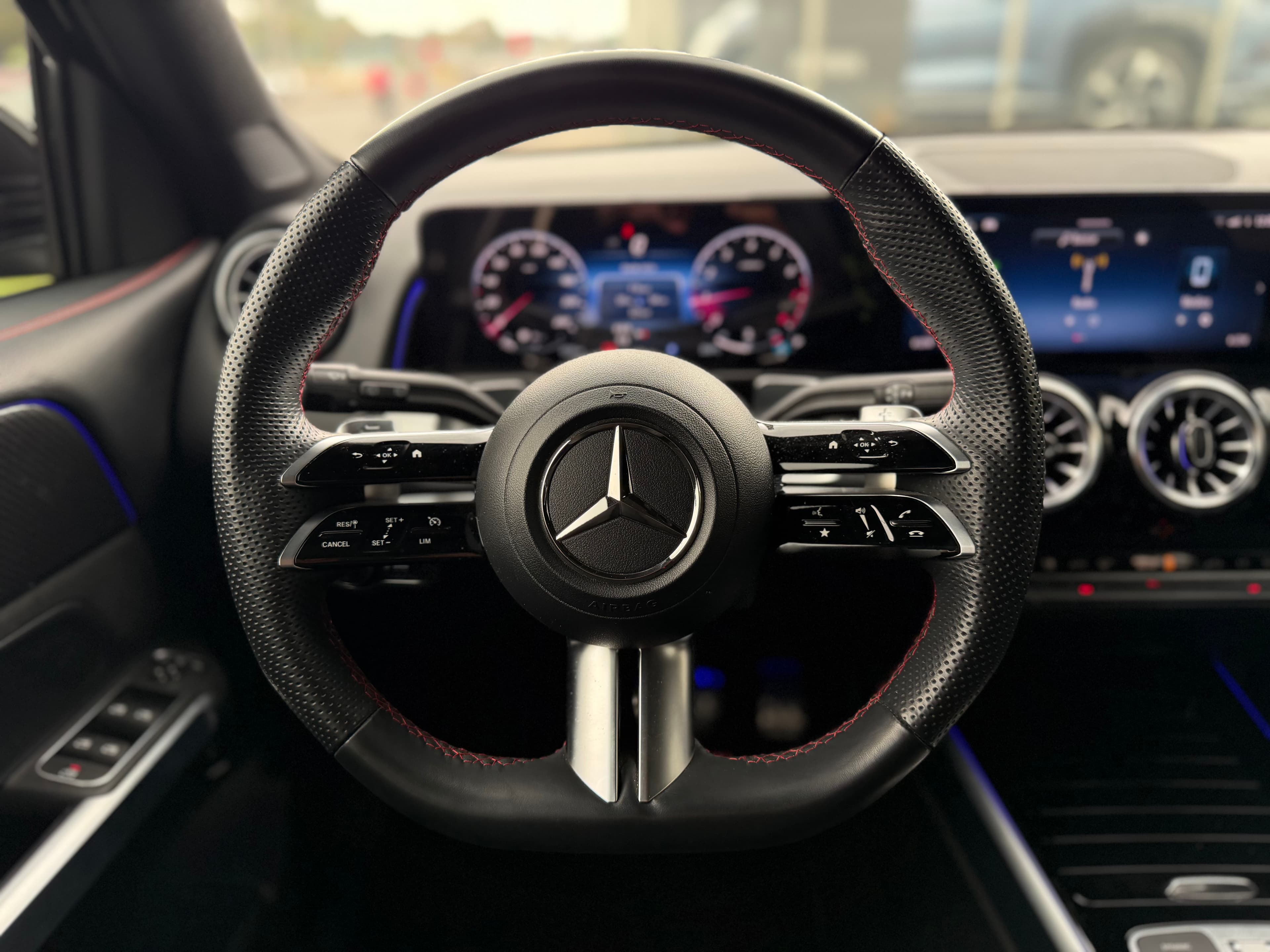 Mercedes Benz GLB200 Modelo 2024 13
