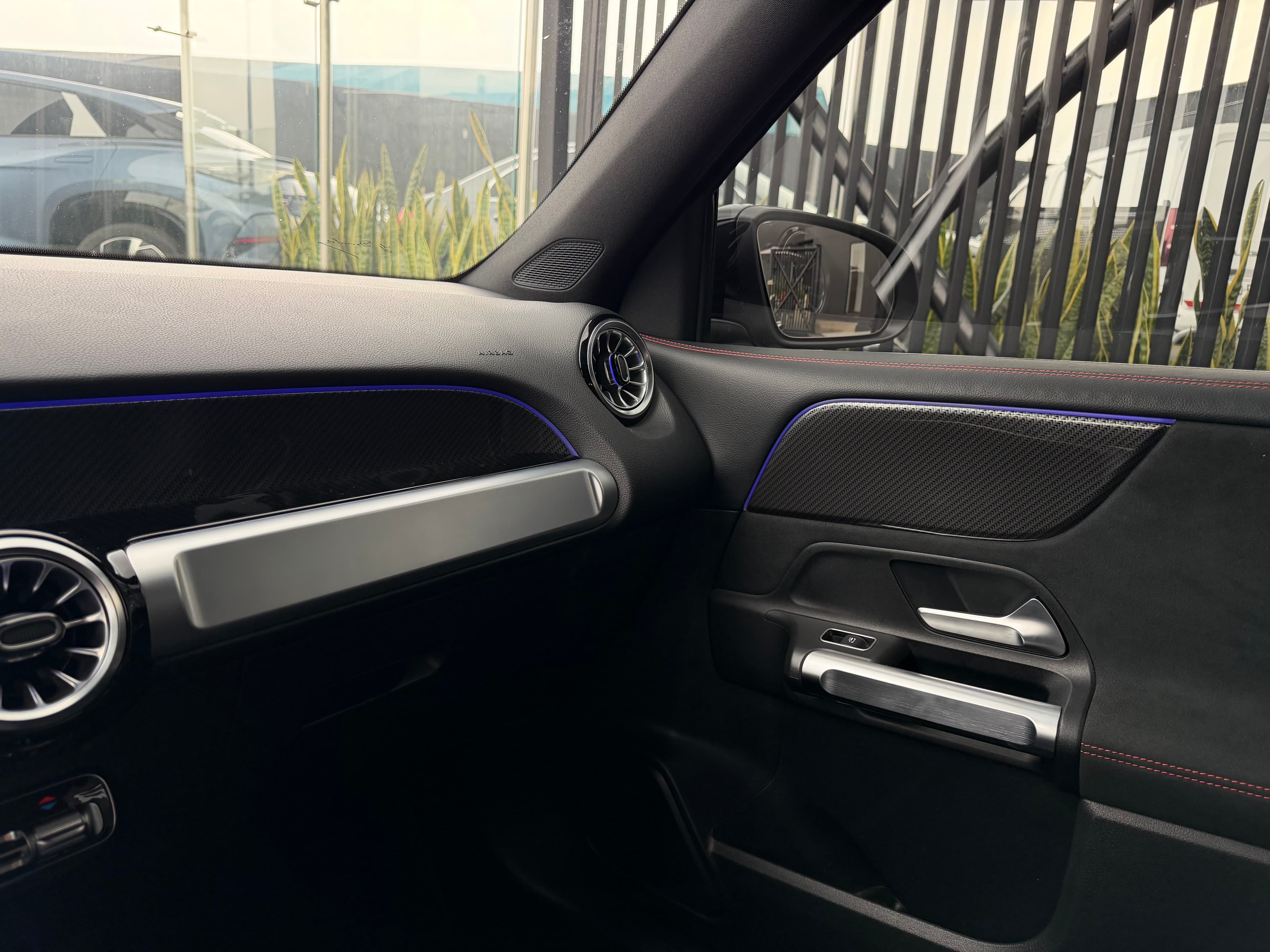 Mercedes Benz GLB200 Modelo 2024 18