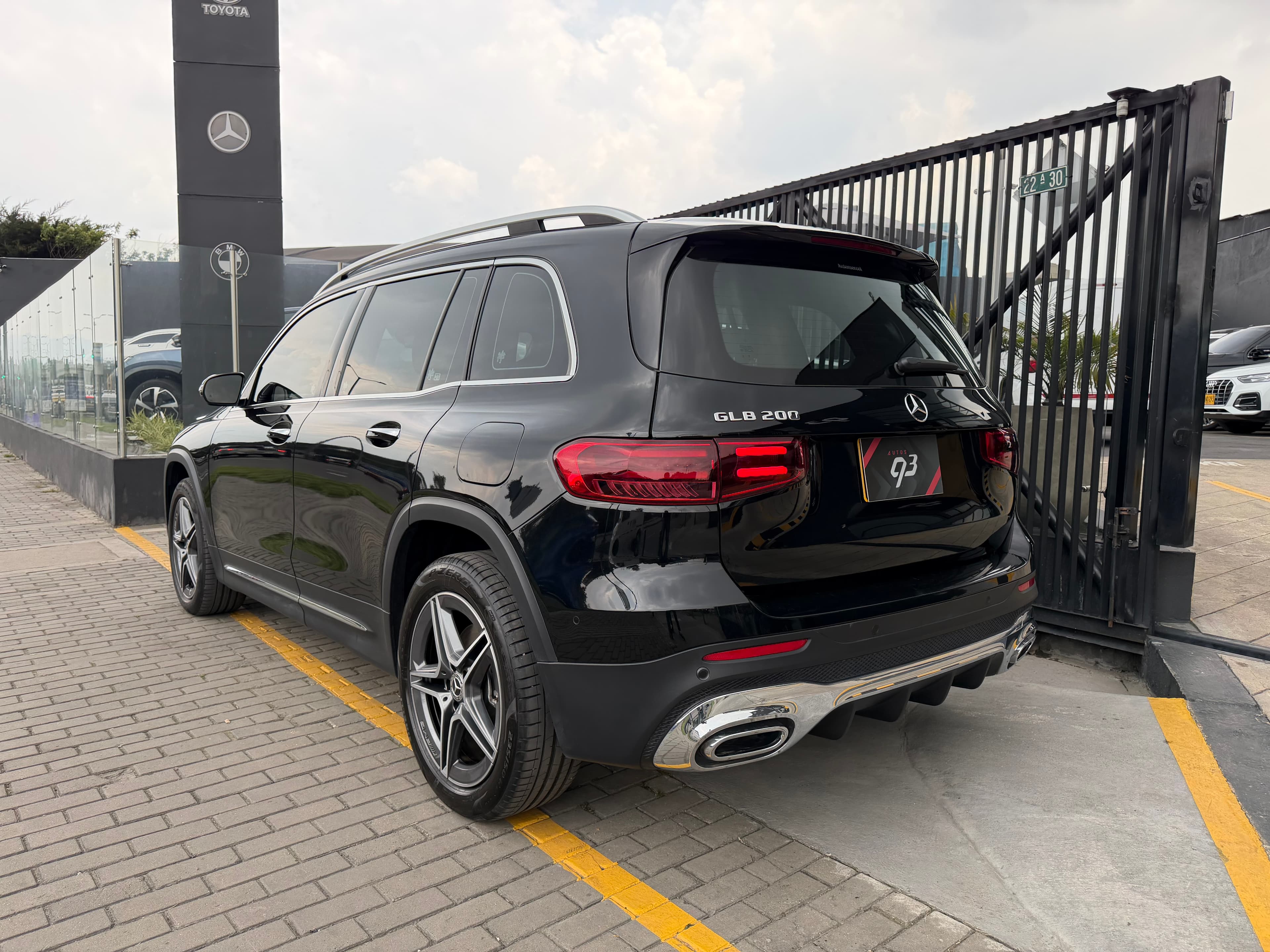 Mercedes Benz GLB200 Modelo 2024 6