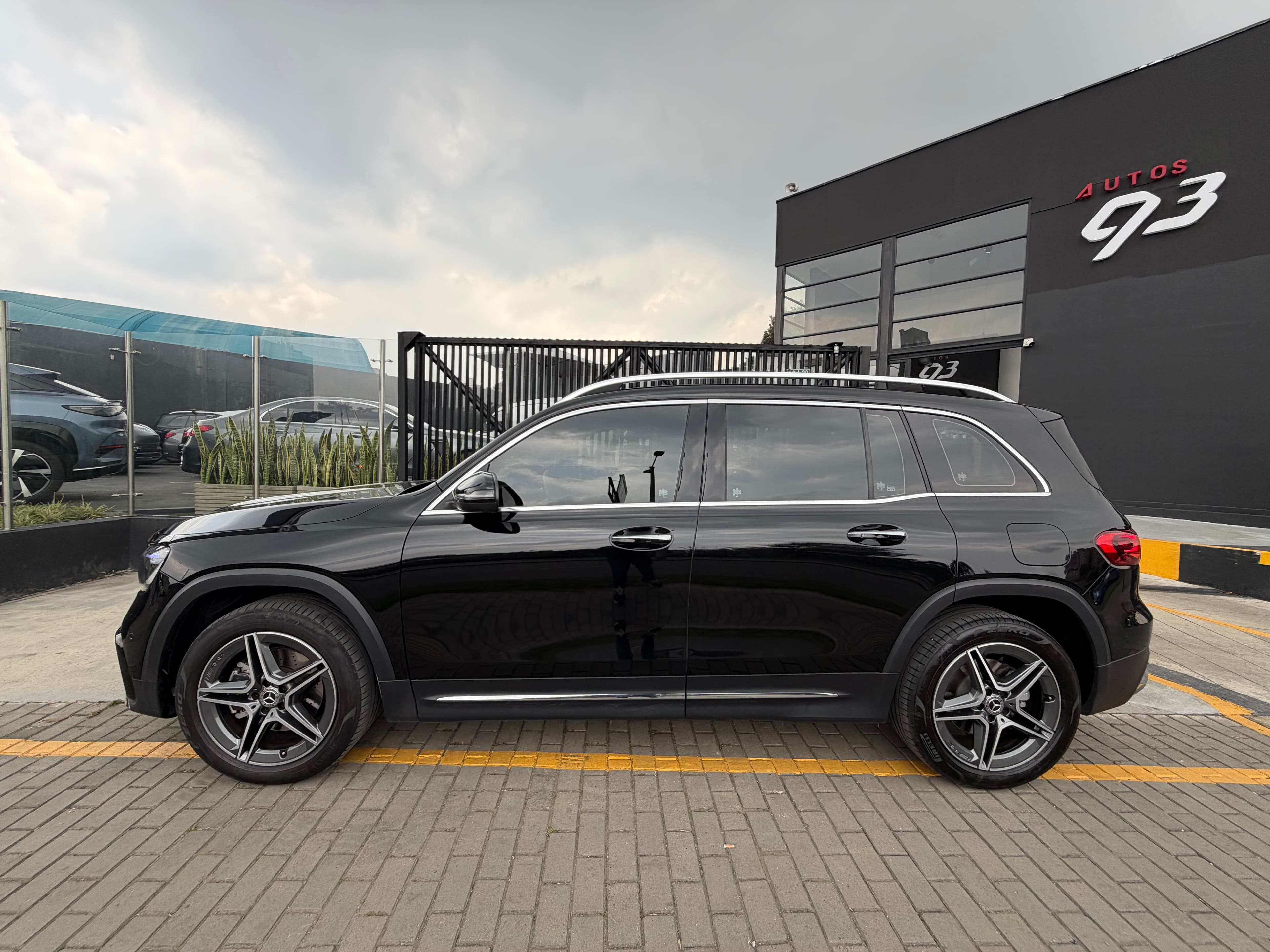 Mercedes Benz GLB200 Modelo 2024 4