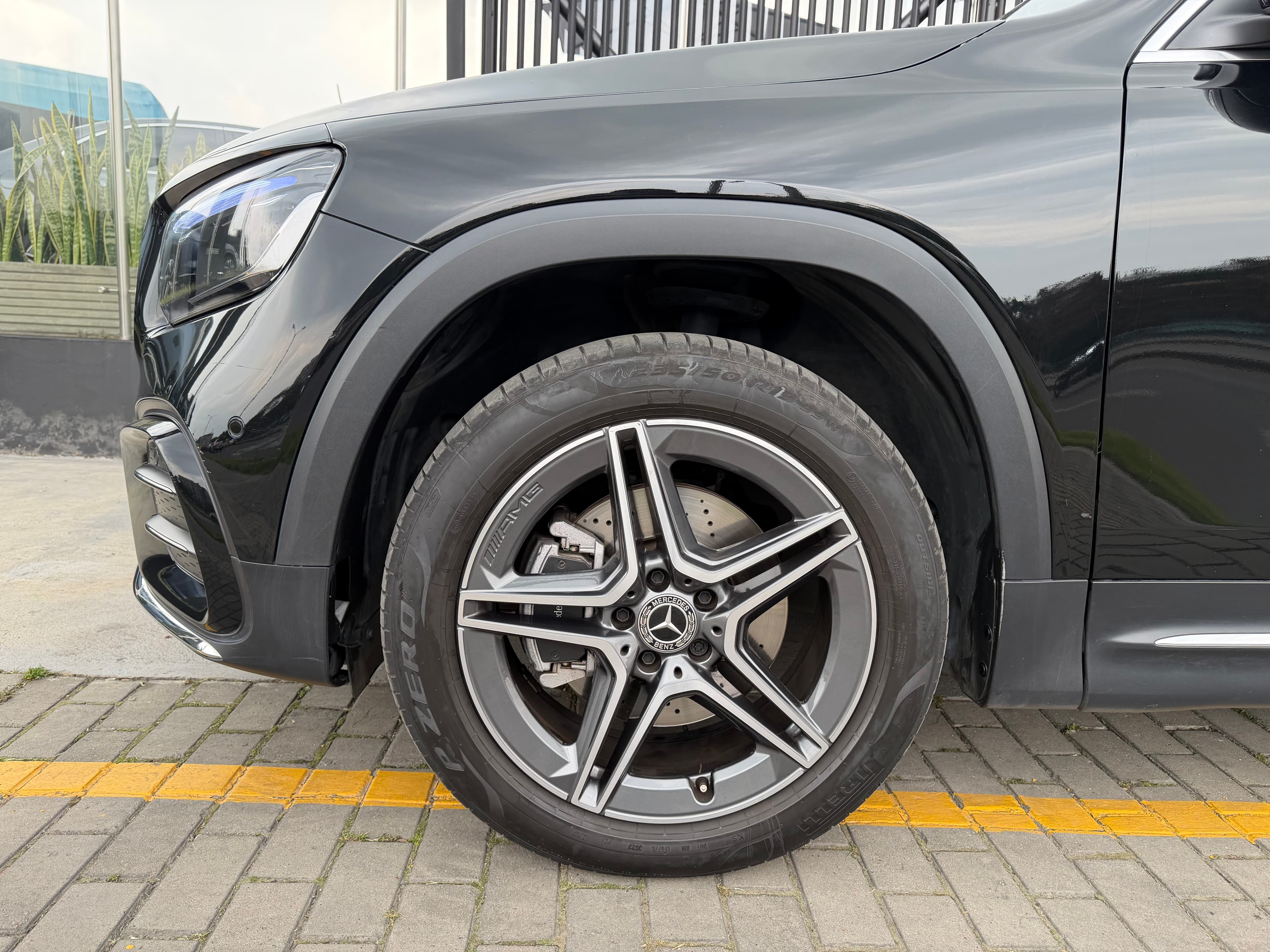Mercedes Benz GLB200 Modelo 2024 5