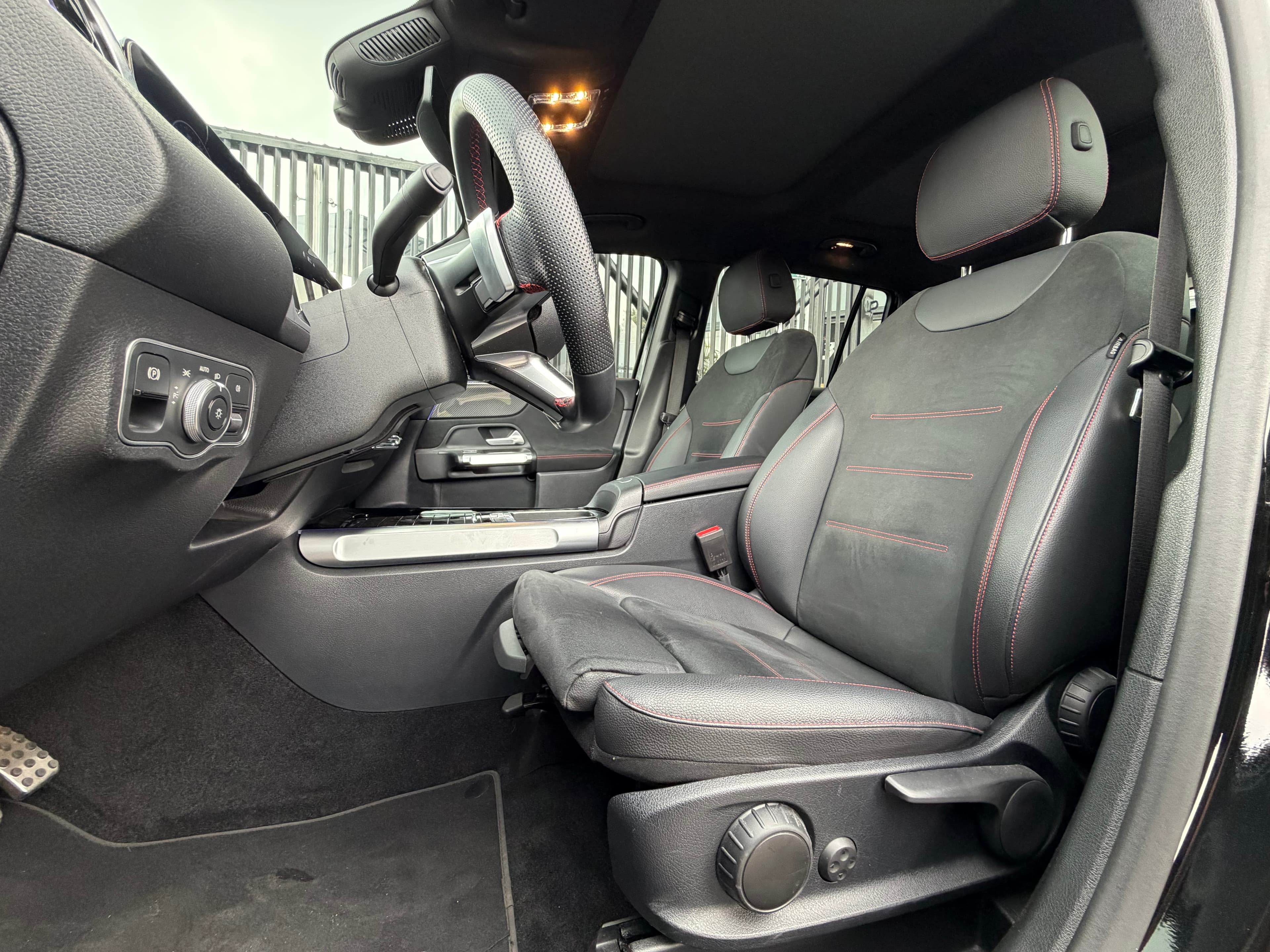 Mercedes Benz GLB200 Modelo 2024 11
