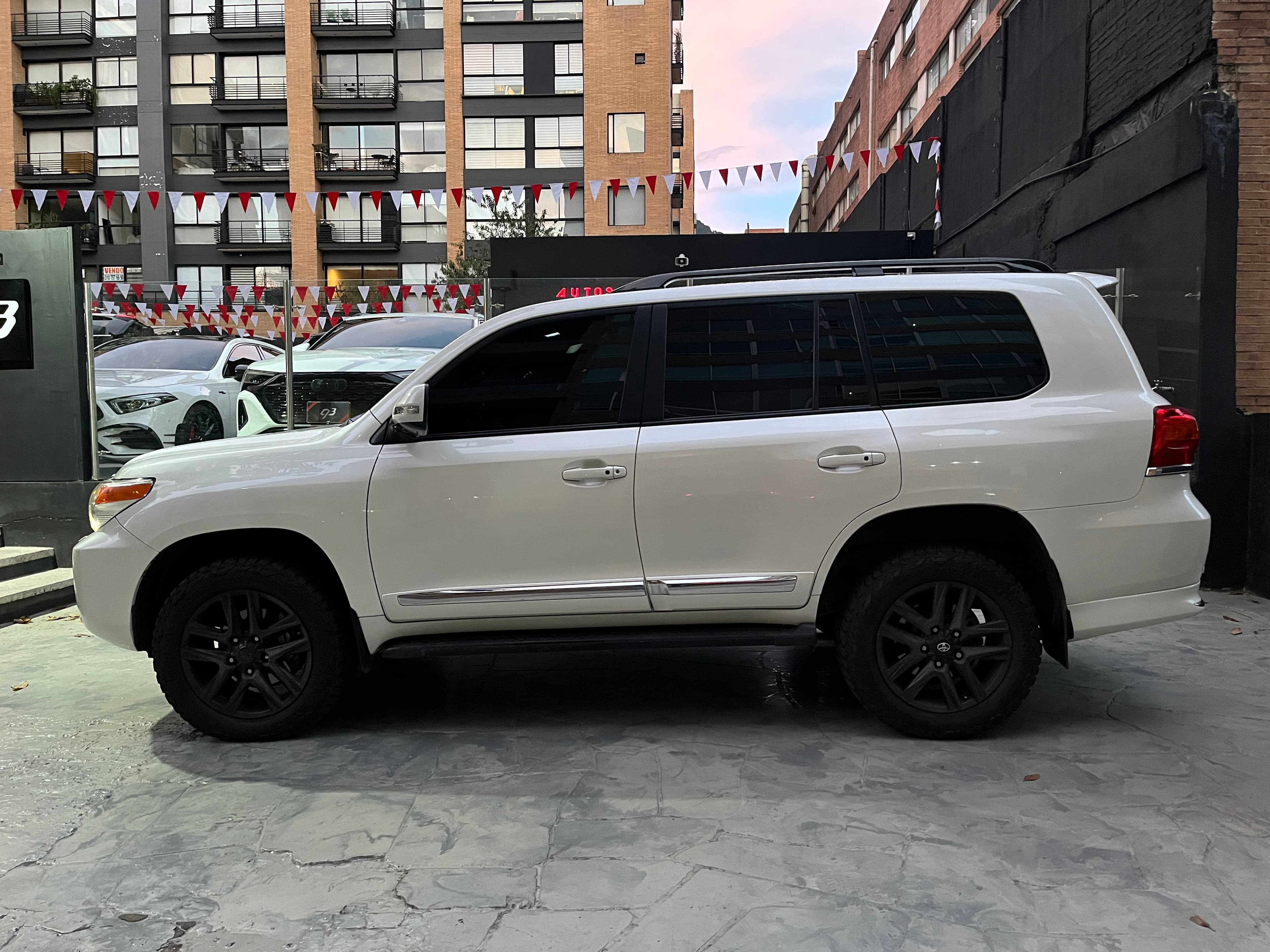 Toyota Land Cruiser 200 LC200 Modelo 2013 7