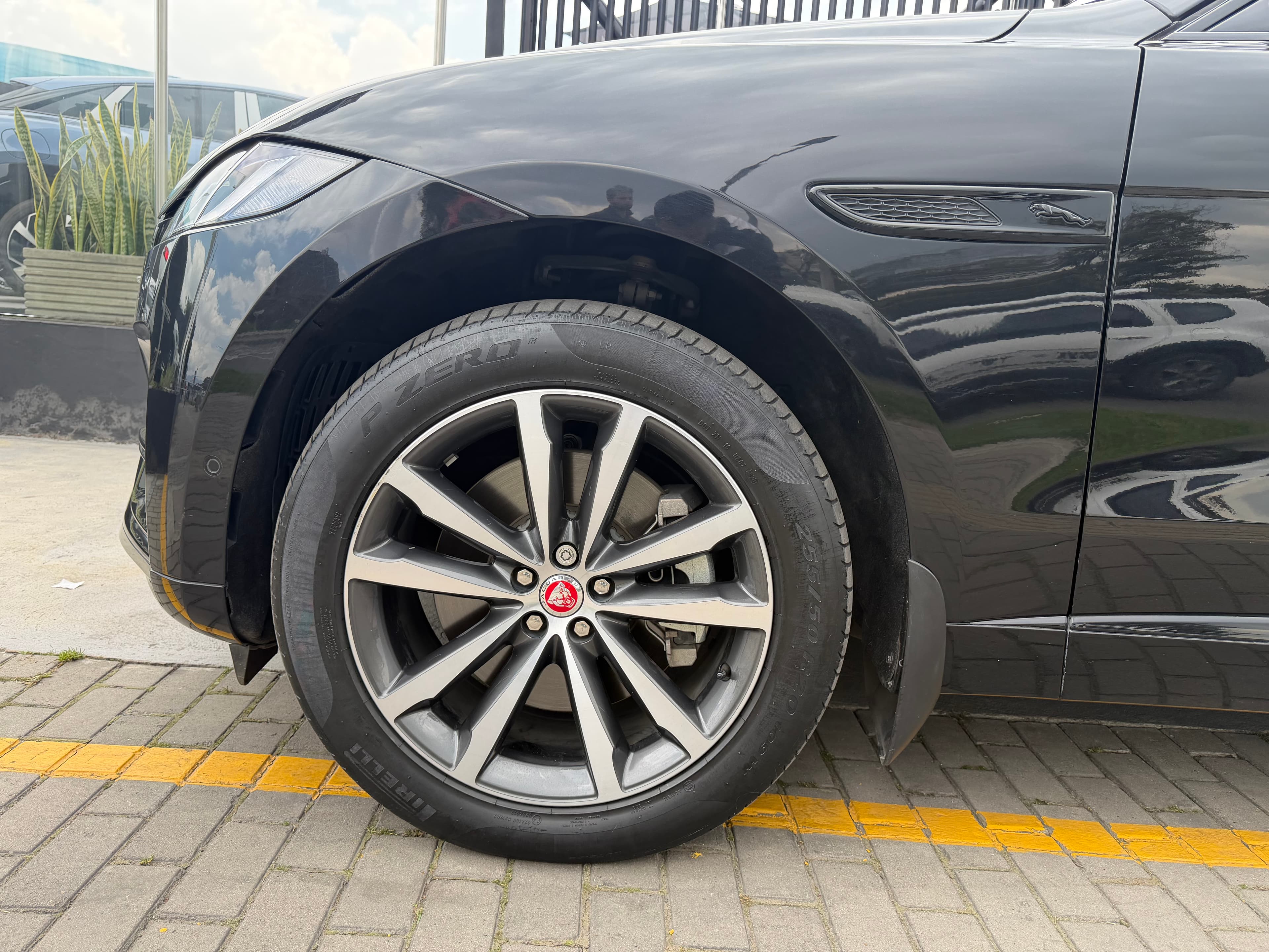 Jaguar F-Pace 3.0 400PS SE Modelo 2021 5