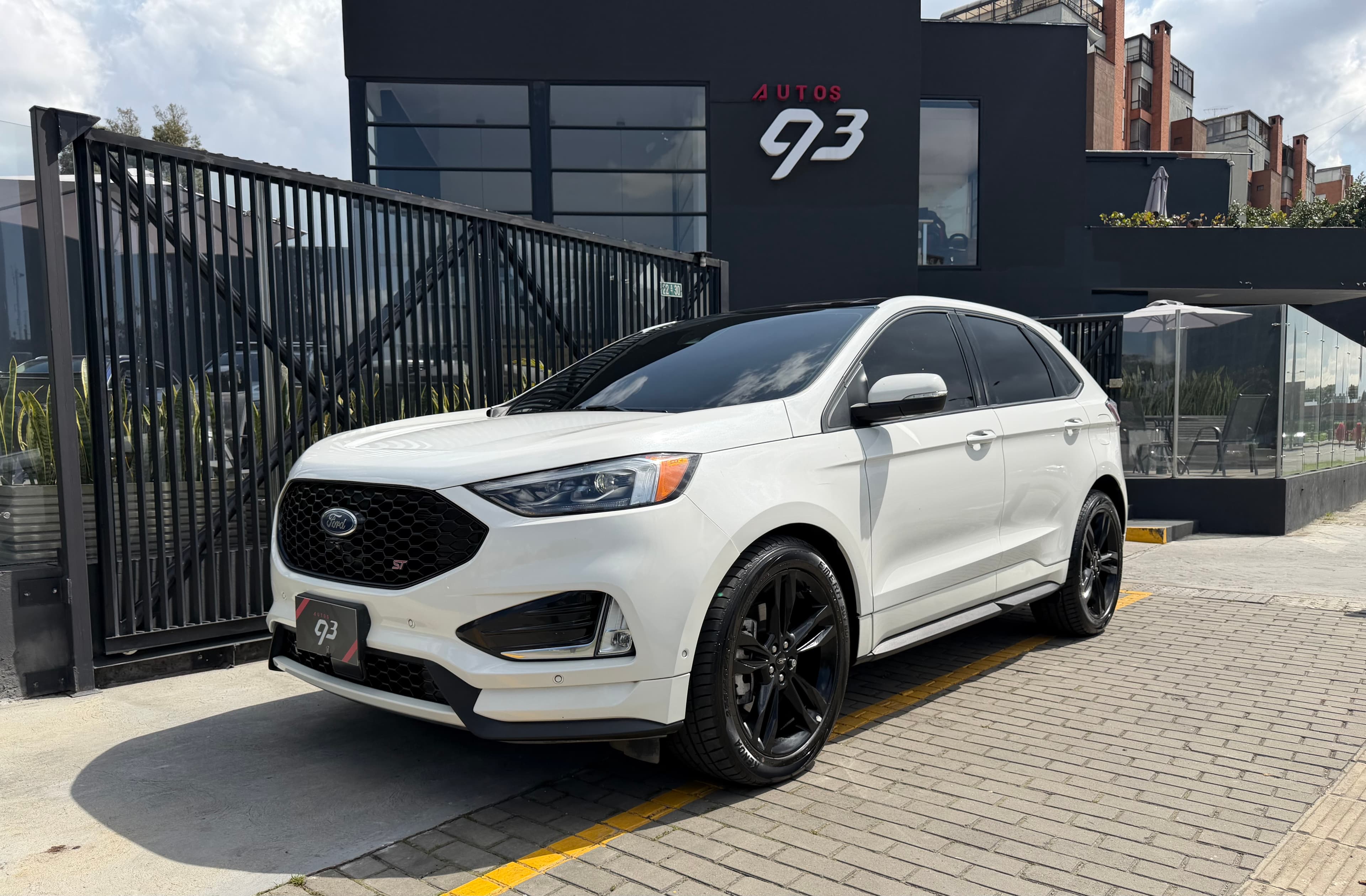 Ford Edge ST Modelo 2022 1