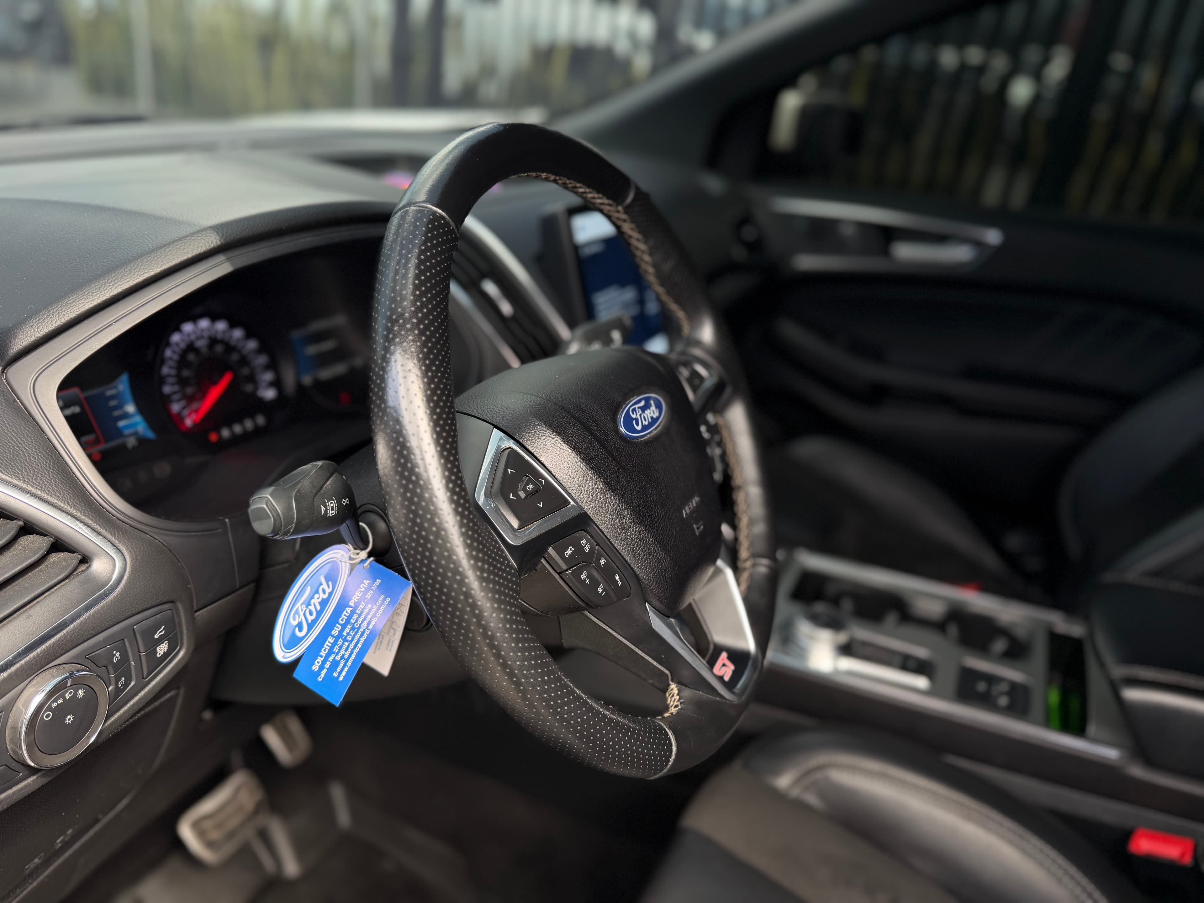 Ford Edge ST Modelo 2022 11