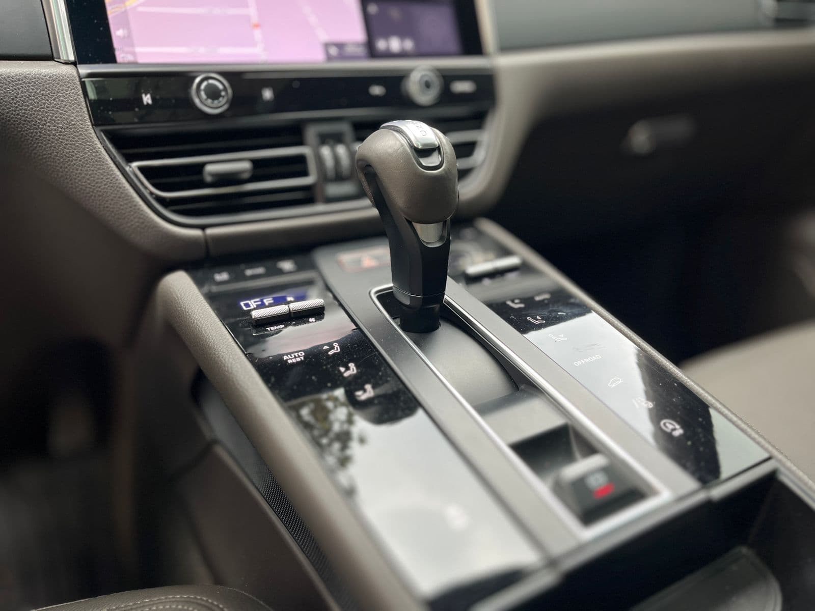 Porsche Macan Modelo 2023 12