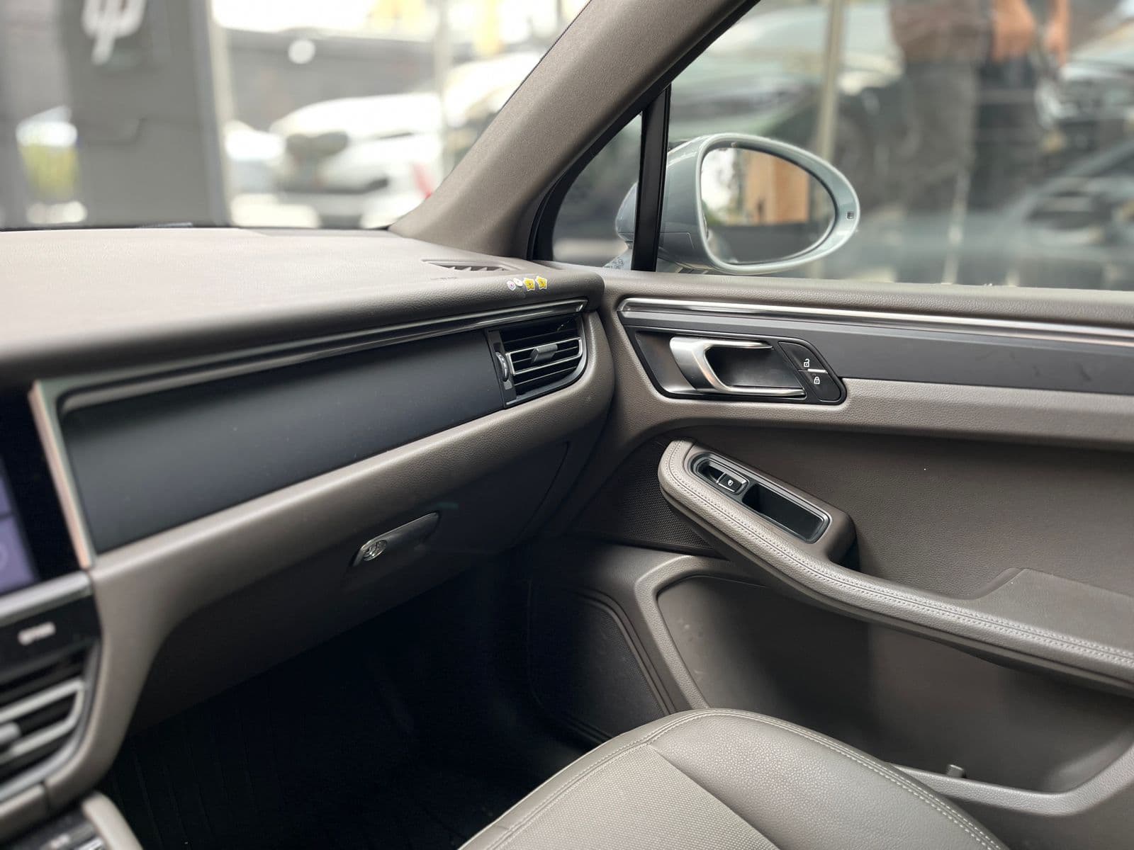 Porsche Macan Modelo 2023 10