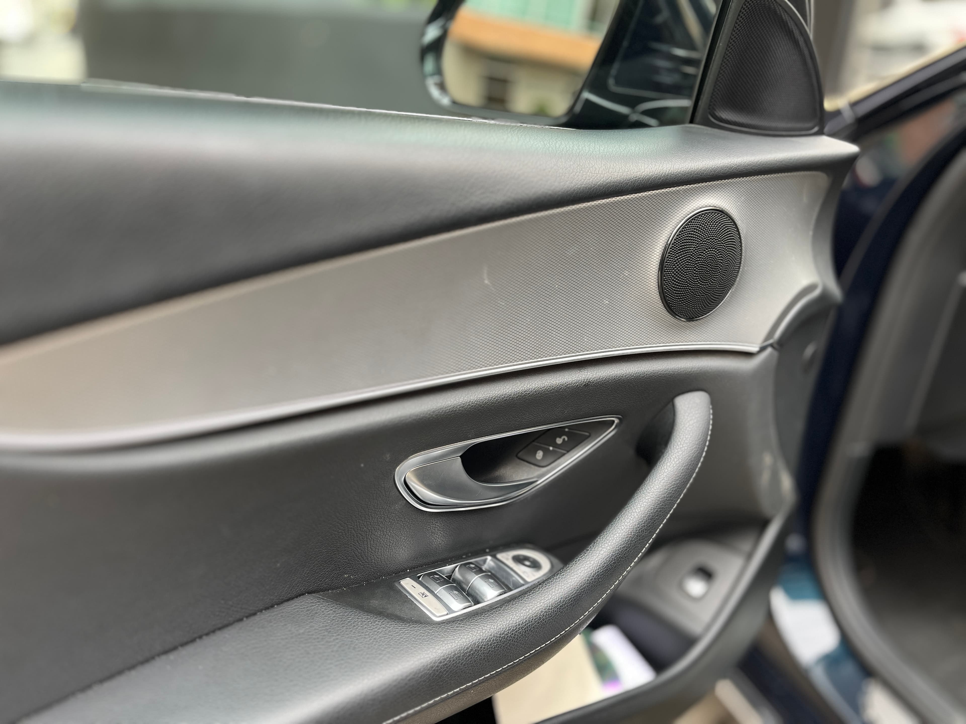 Mercedes Benz E200 Modelo 2017 8