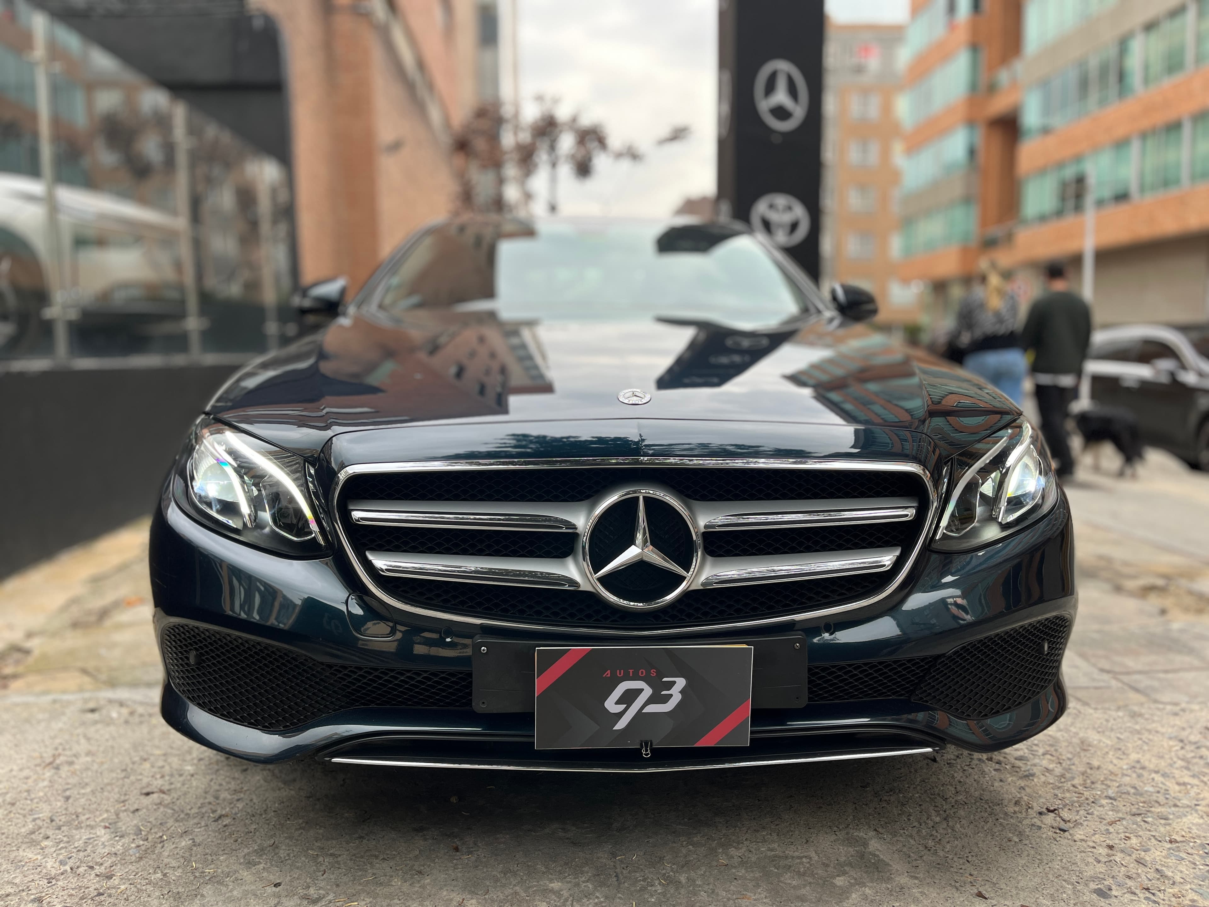 Mercedes Benz E200 Modelo 2017 2