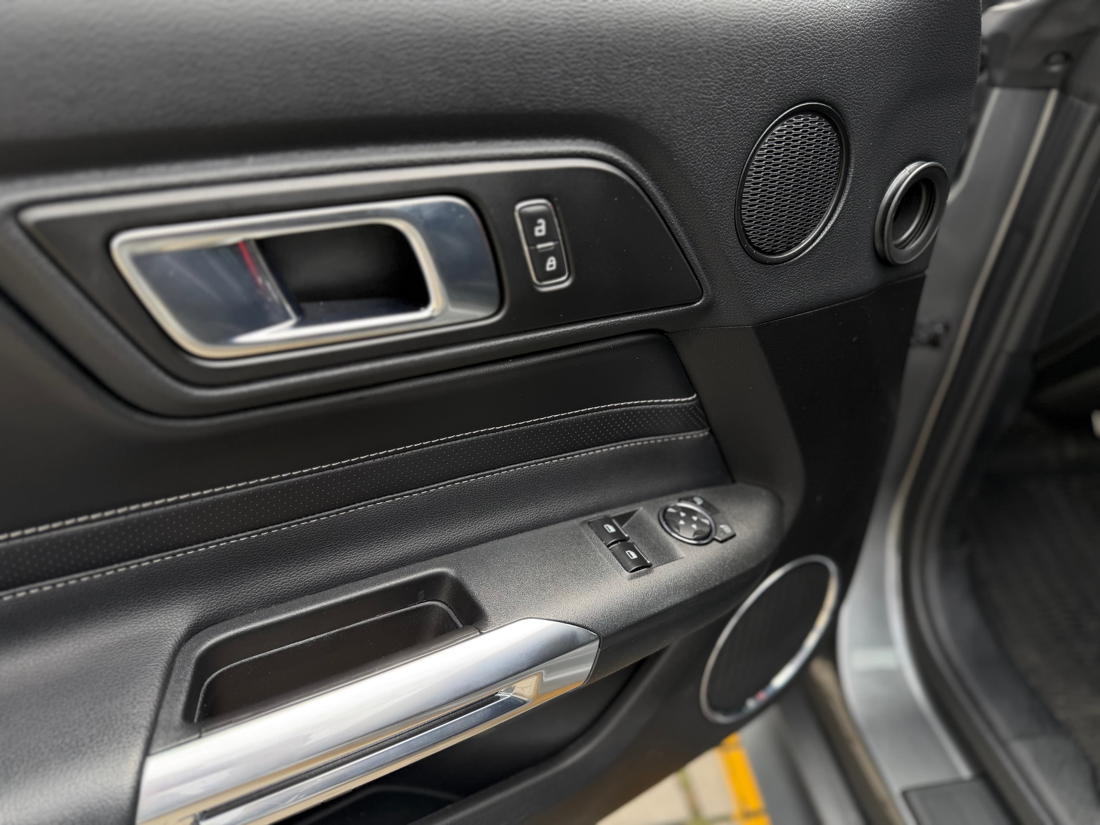 Ford Mustang GT Modelo 2022 9