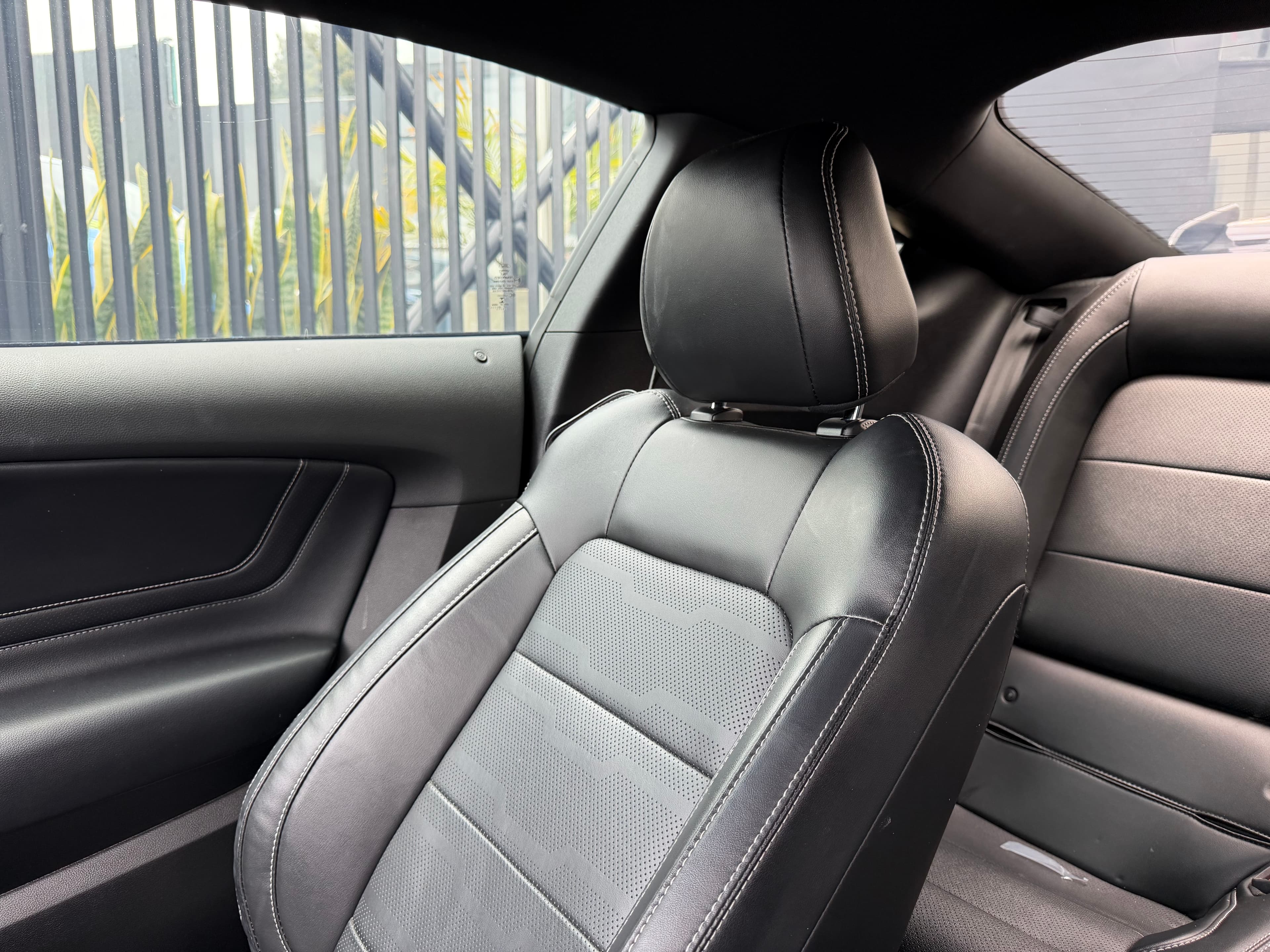 Ford Mustang GT Modelo 2022 17