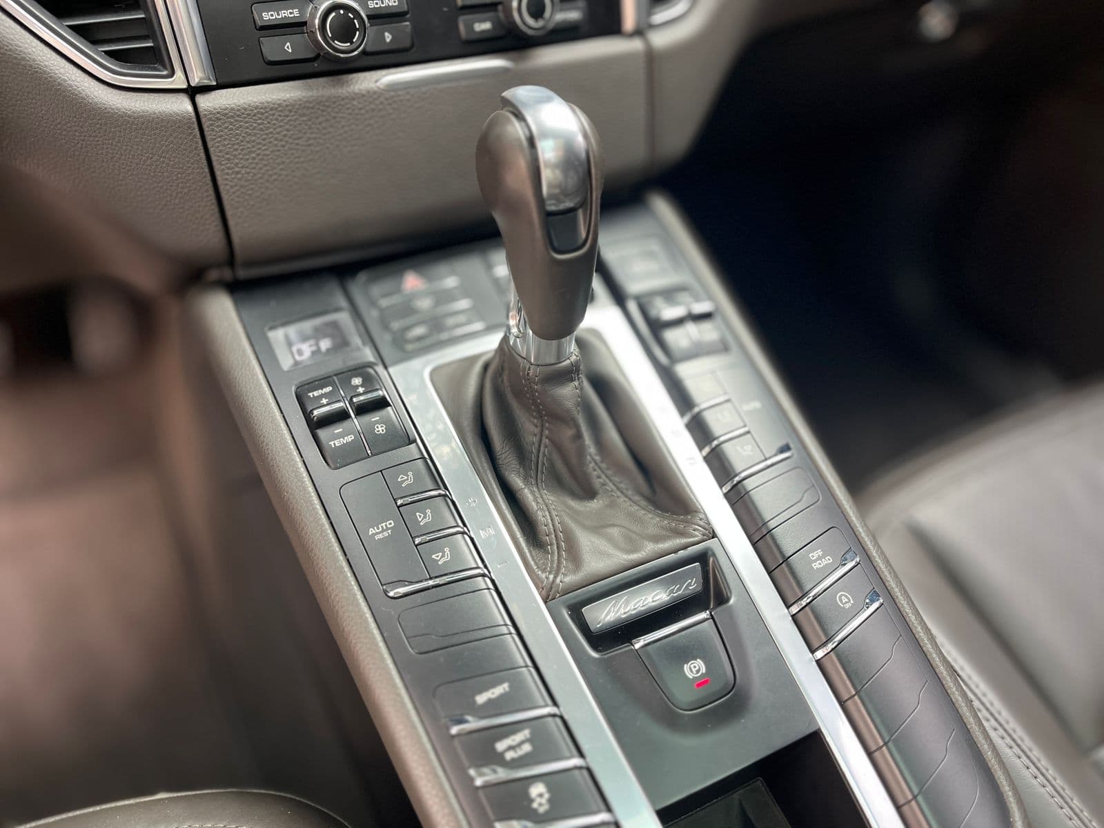 Porsche Macan Modelo 2015 11