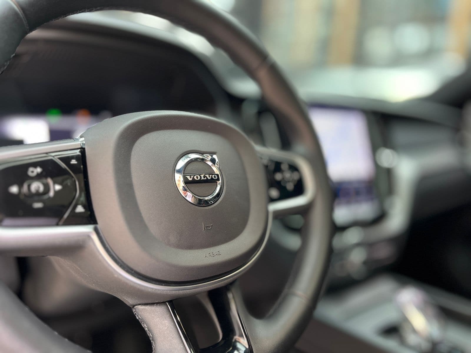 Volvo XC60 Modelo 2023 14