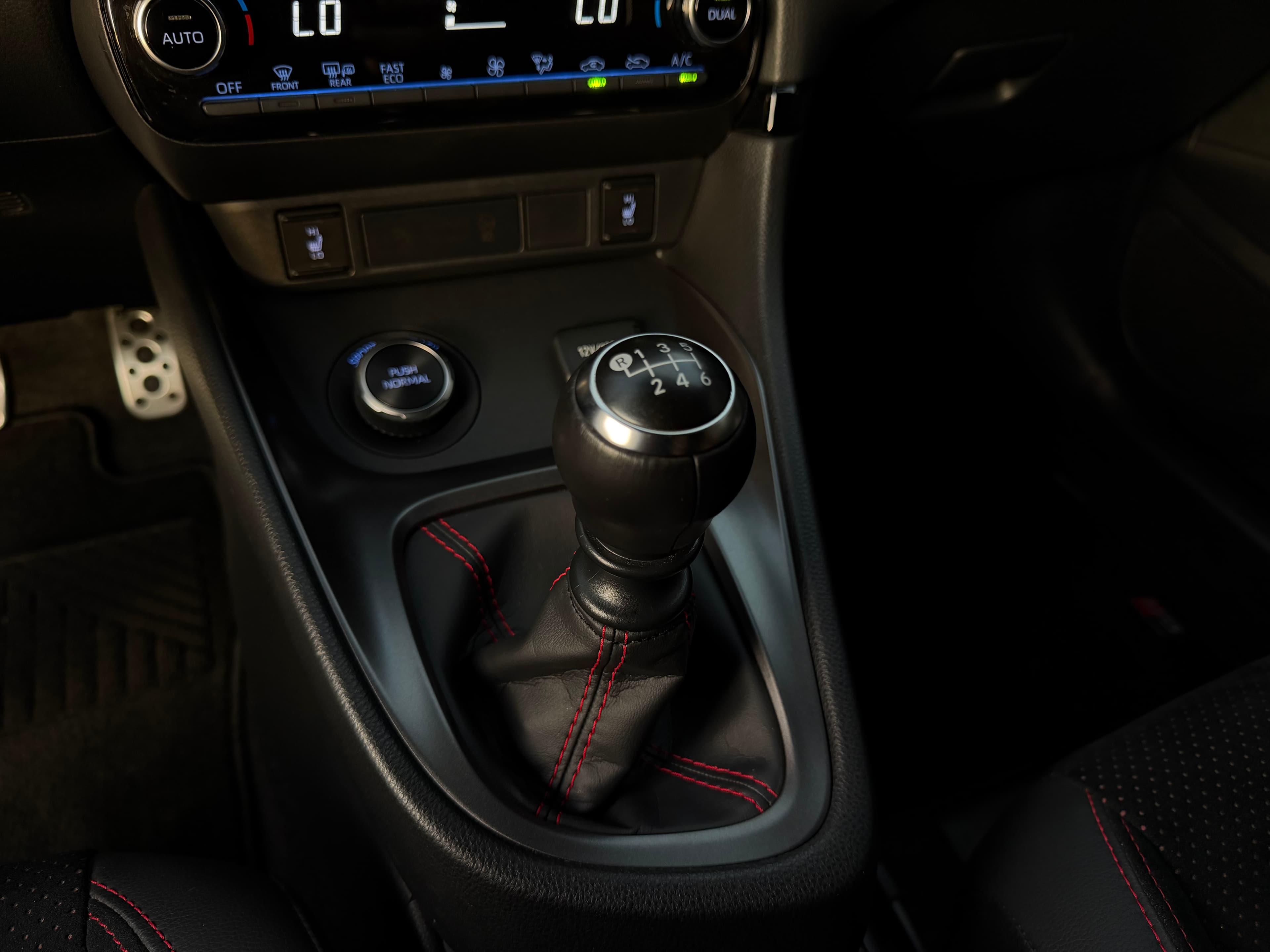 Toyota Yaris GR Modelo 2024 18