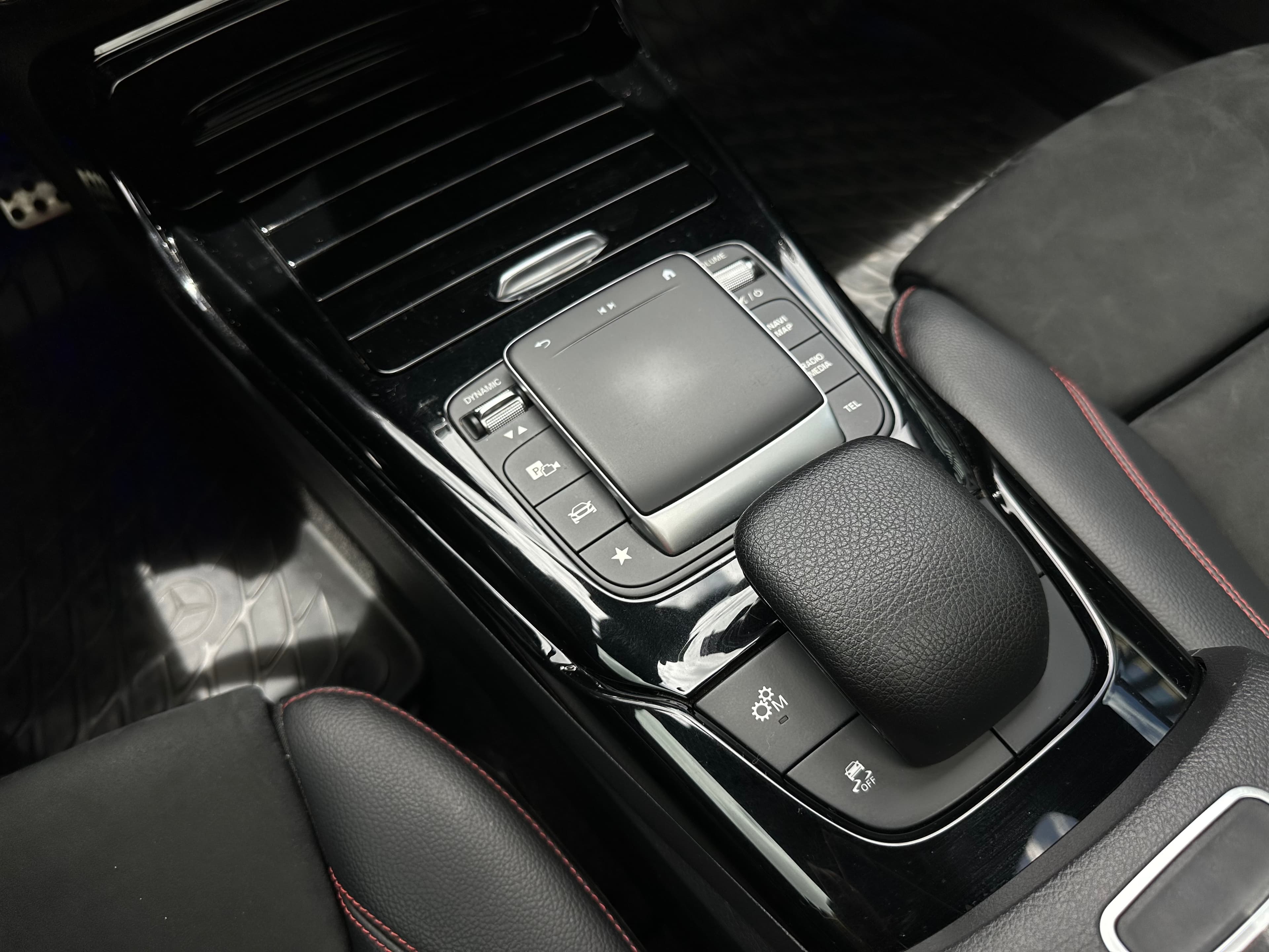Mercedes Benz A35 AMG 4MATIC Modelo 2022 14