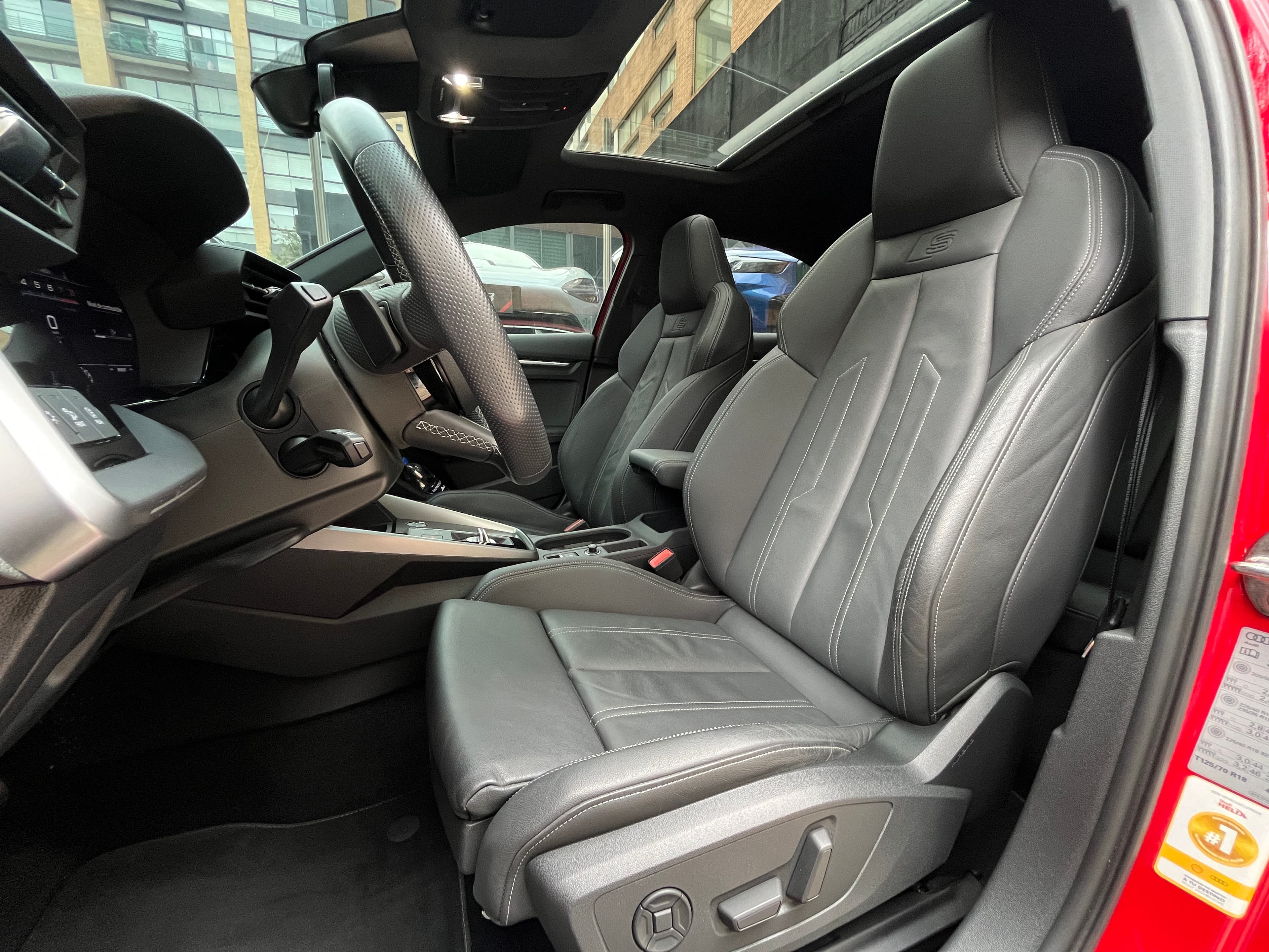 Audi S3 SEDAN Modelo 2023 12