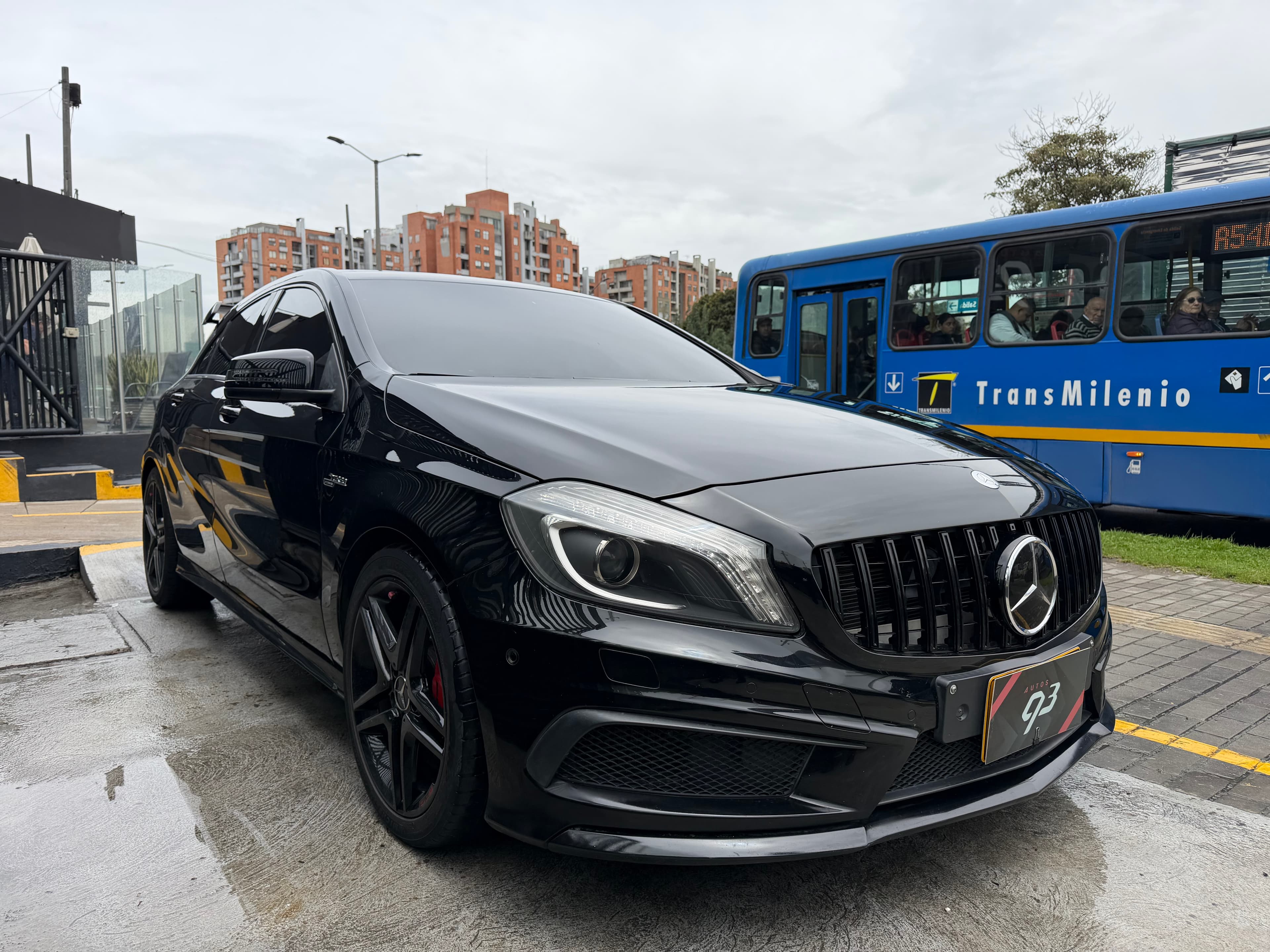 Mercedes Benz A45 AMG Modelo 2016 3