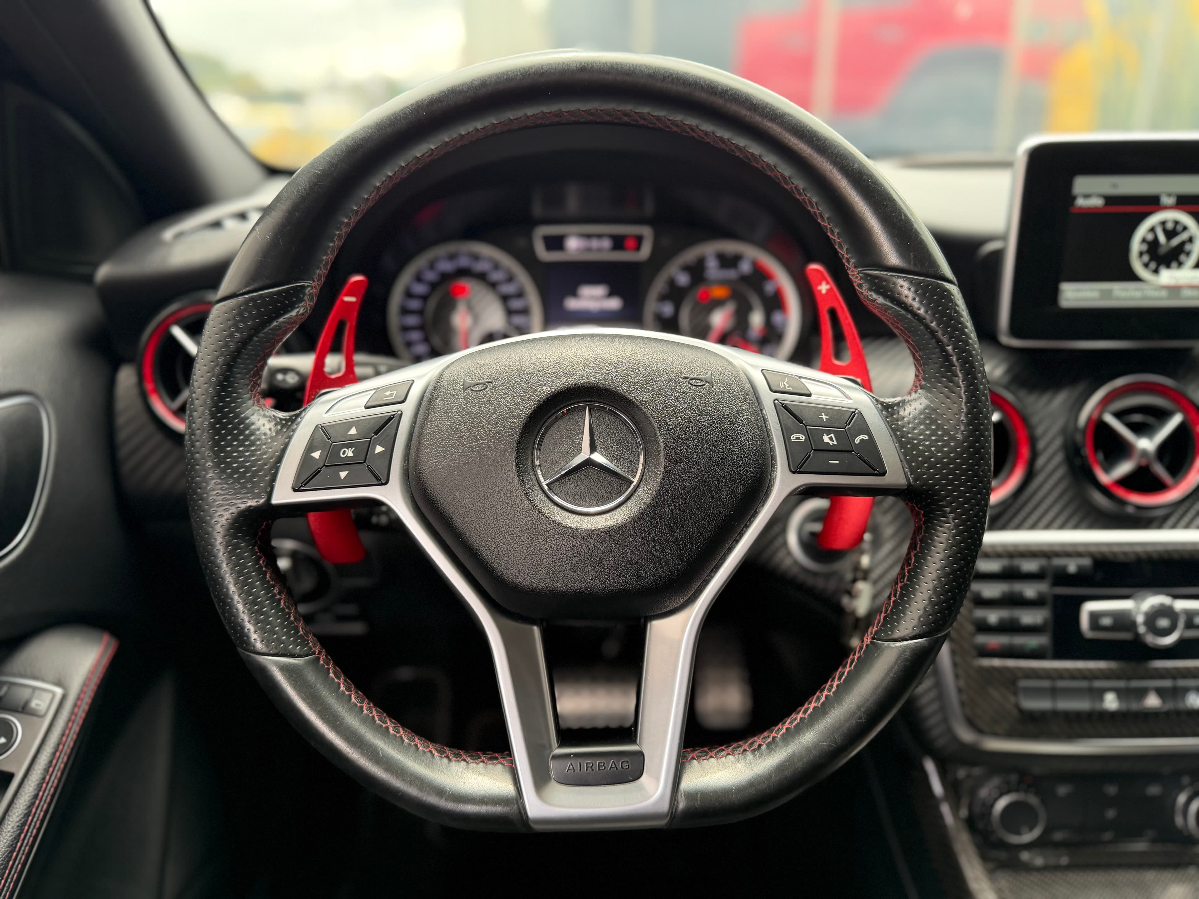 Mercedes Benz A45 AMG Modelo 2016 12