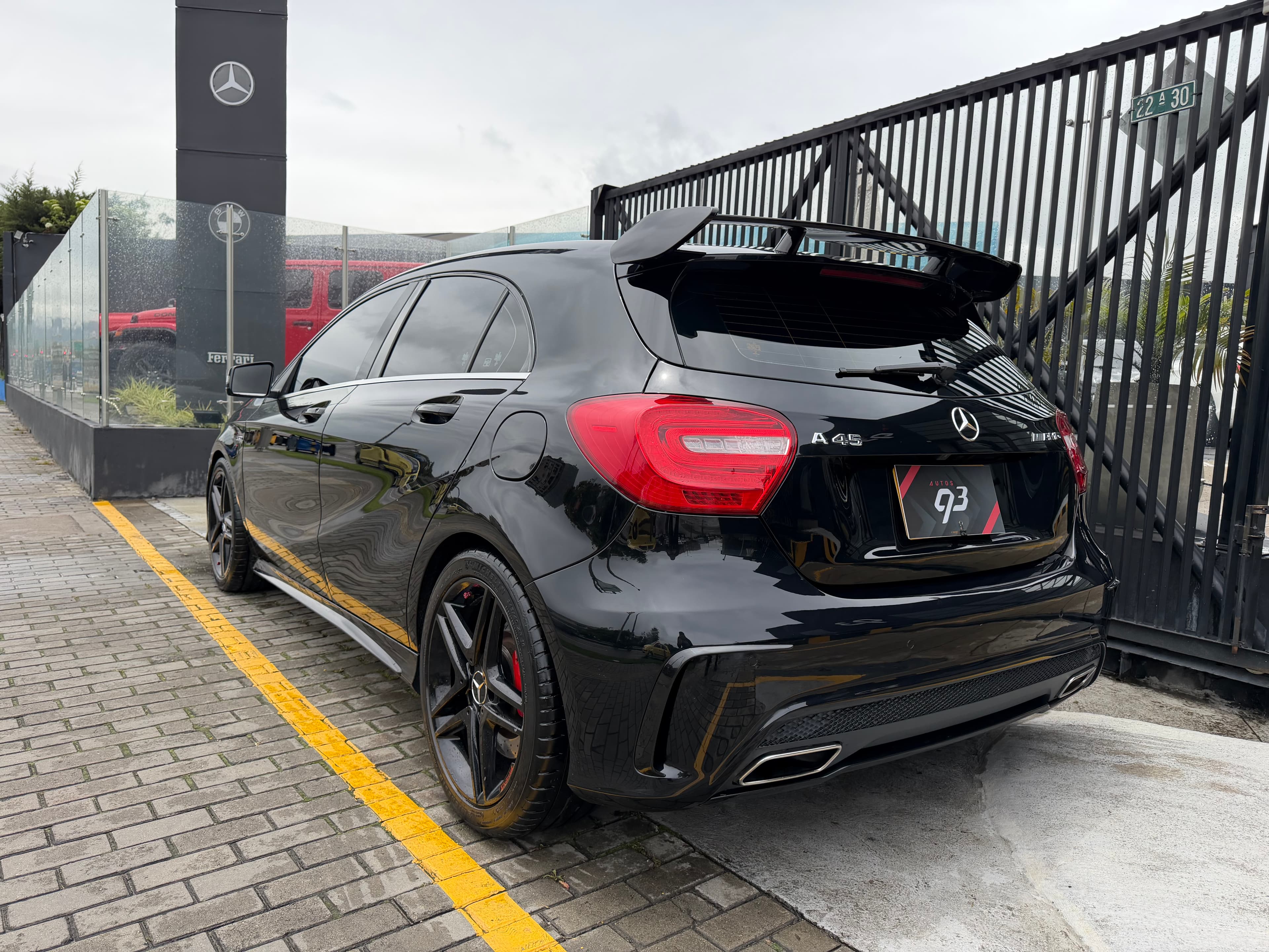 Mercedes Benz A45 AMG Modelo 2016 6
