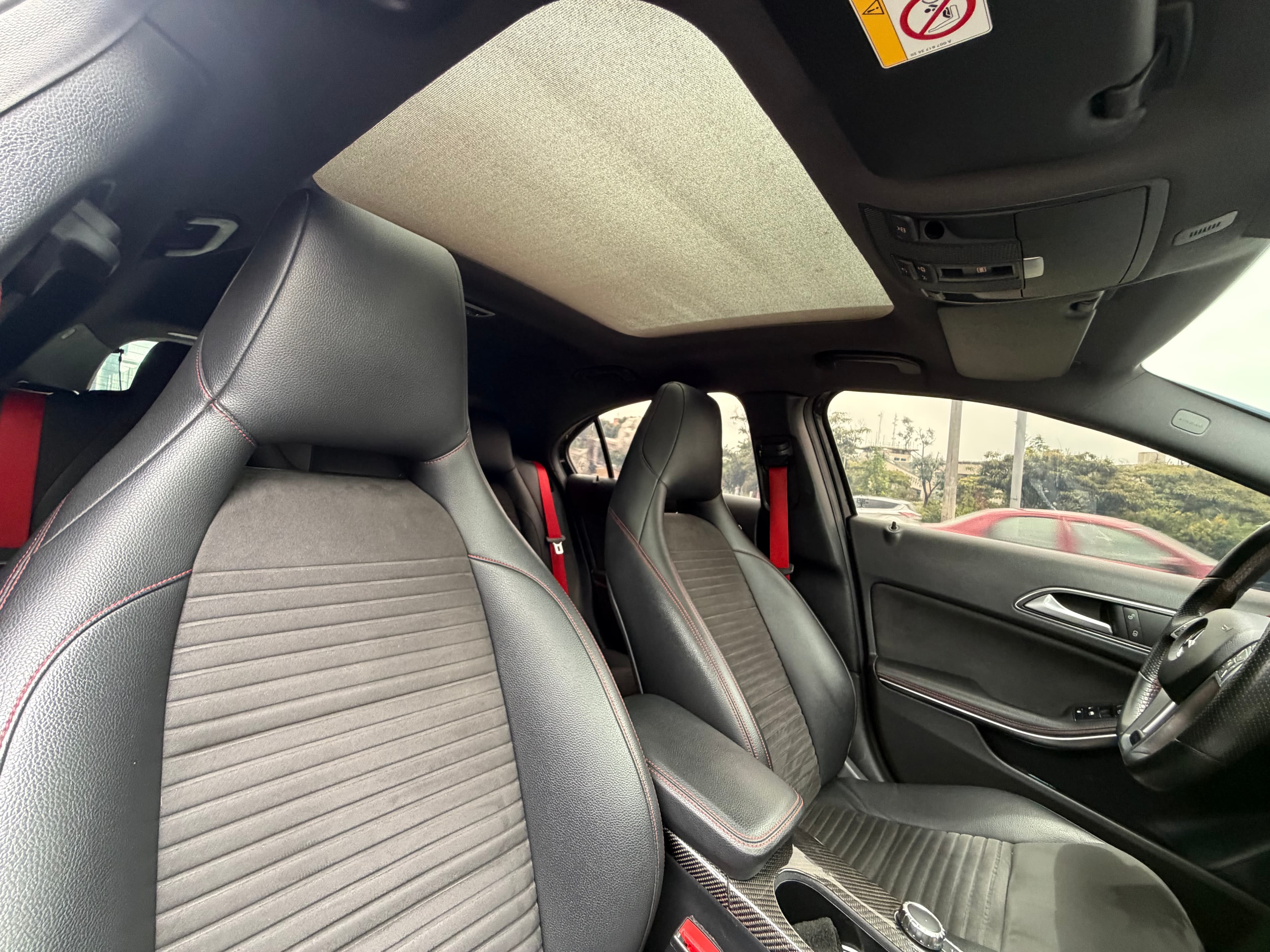 Mercedes Benz A45 AMG Modelo 2016 20