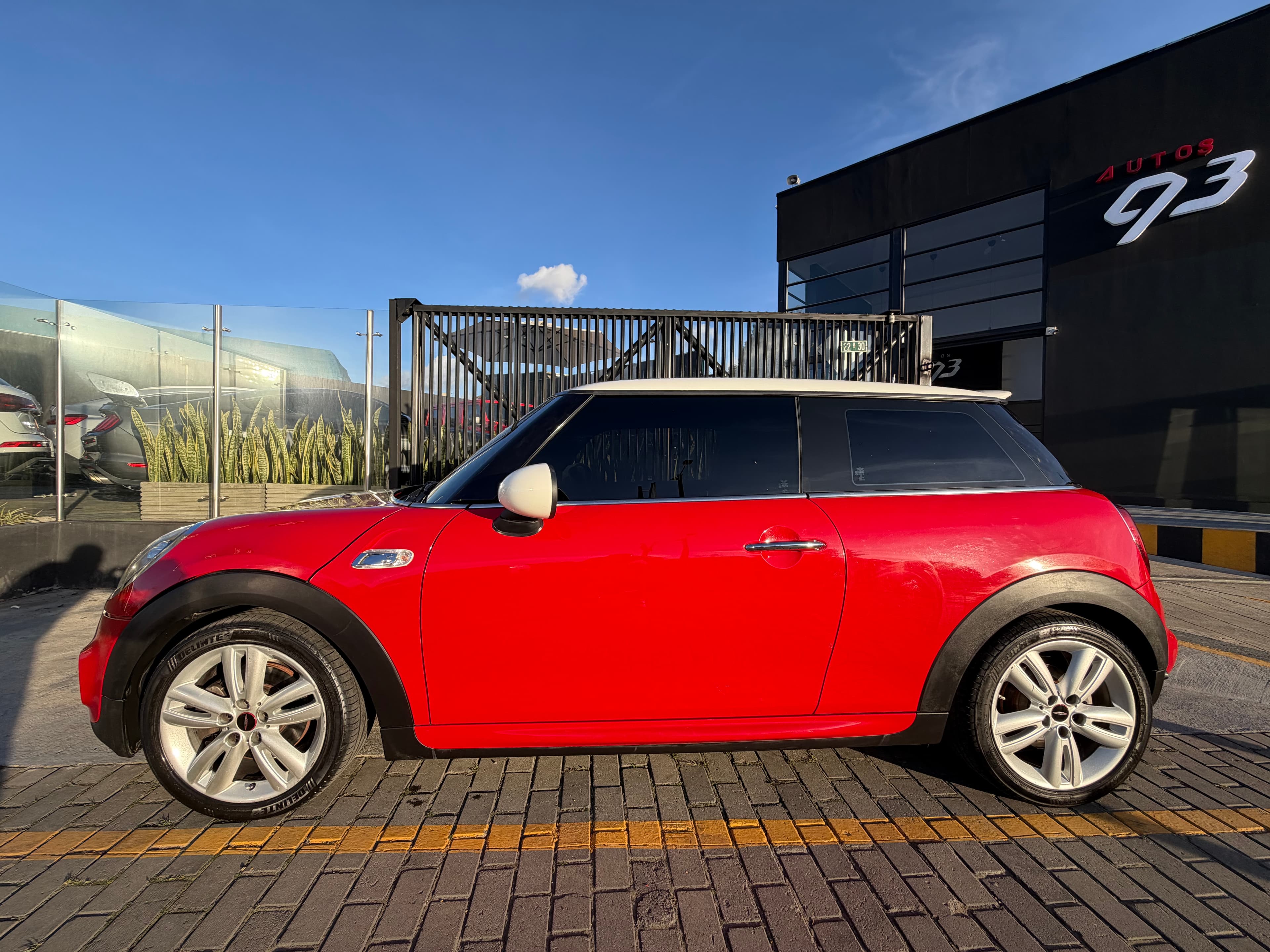MINI COOPER S Modelo 2019 16