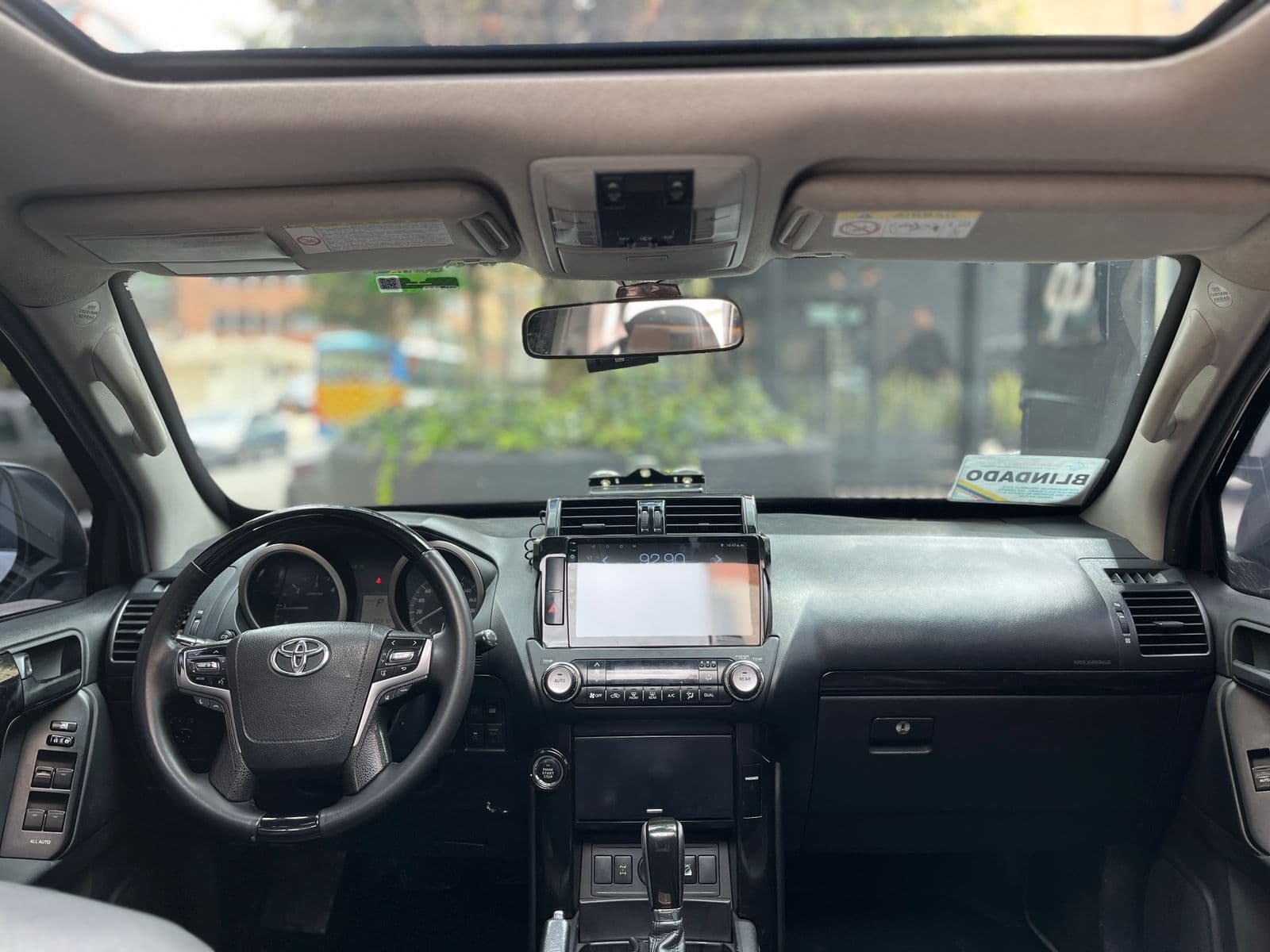 Toyota Prado Blindada nivel 2 Modelo 2014 11