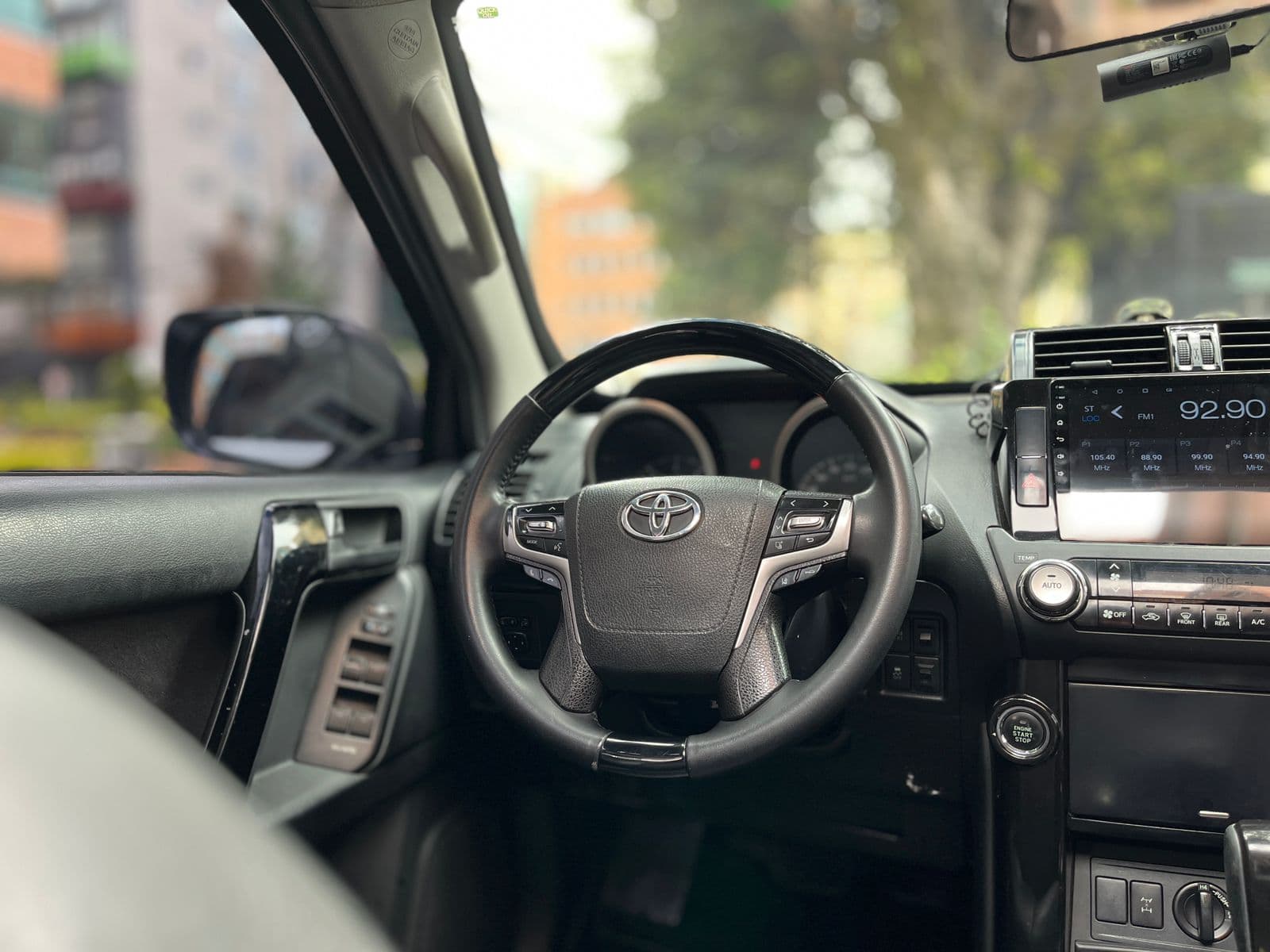 Toyota Prado Blindada nivel 2 Modelo 2014 12