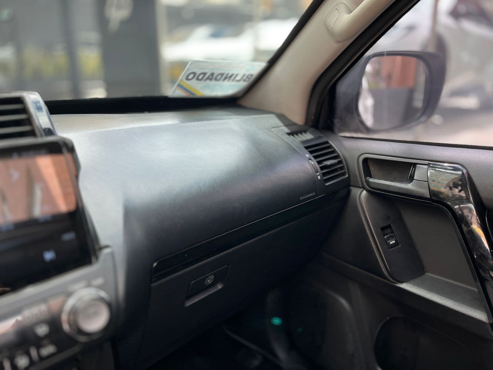 Toyota Prado Blindada nivel 2 Modelo 2014 8
