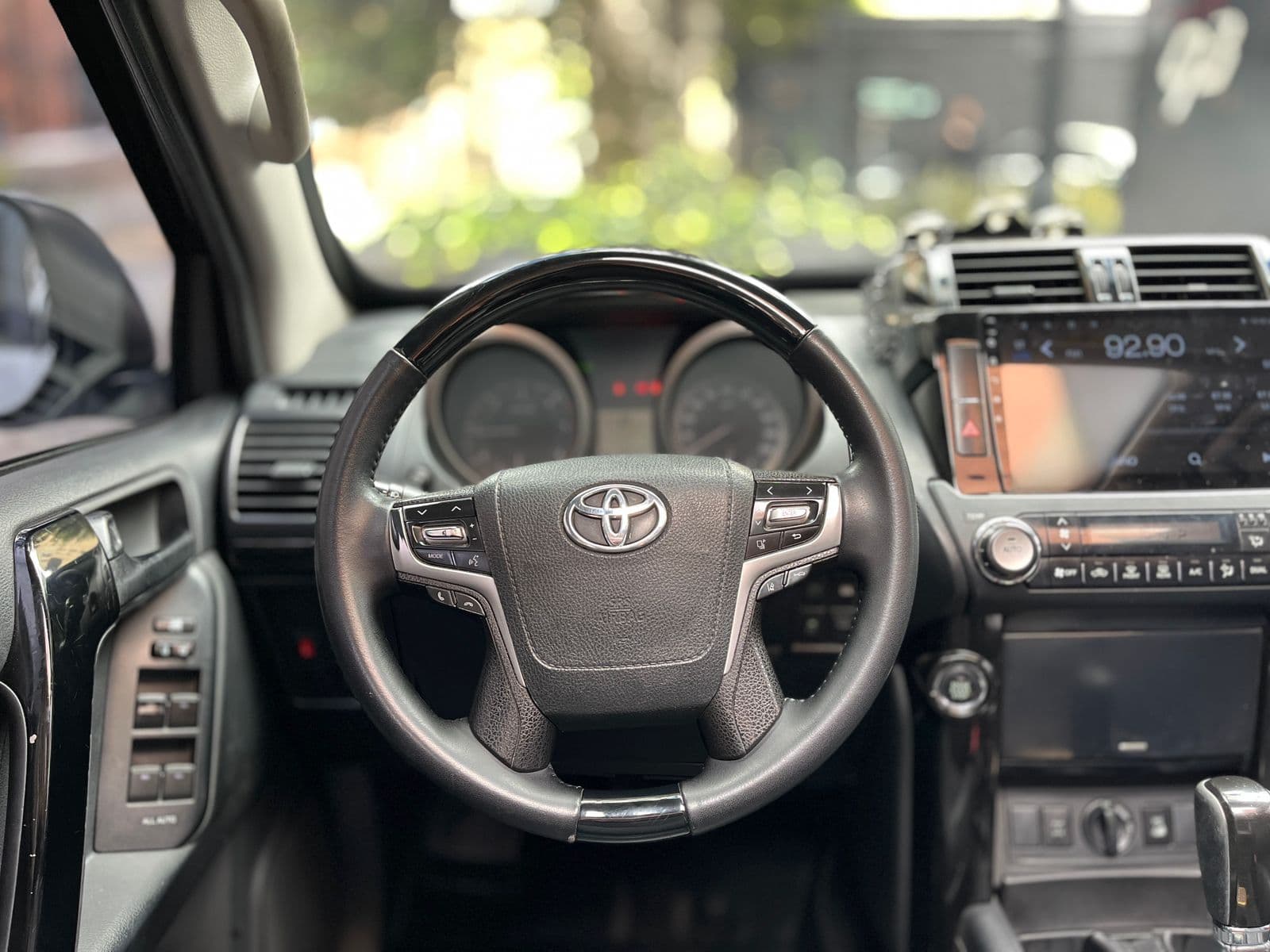 Toyota Prado Blindada nivel 2 Modelo 2014 13