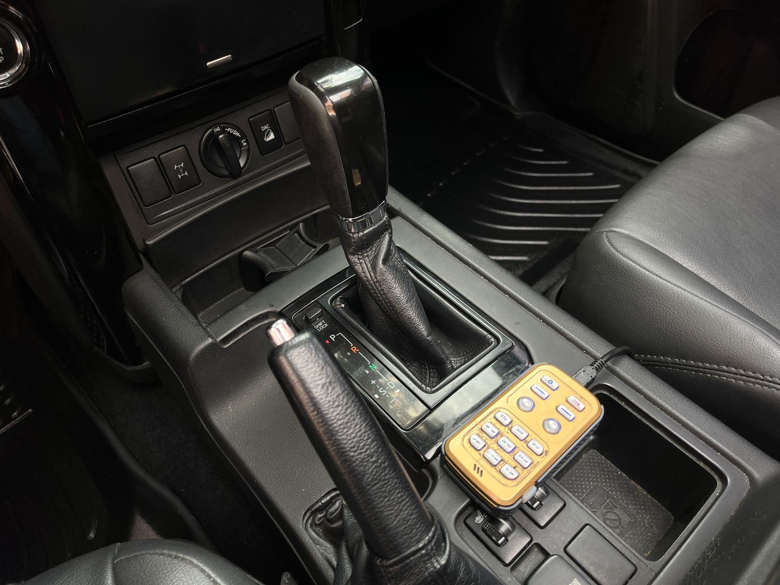Toyota Prado Blindada nivel 2 Modelo 2014 10