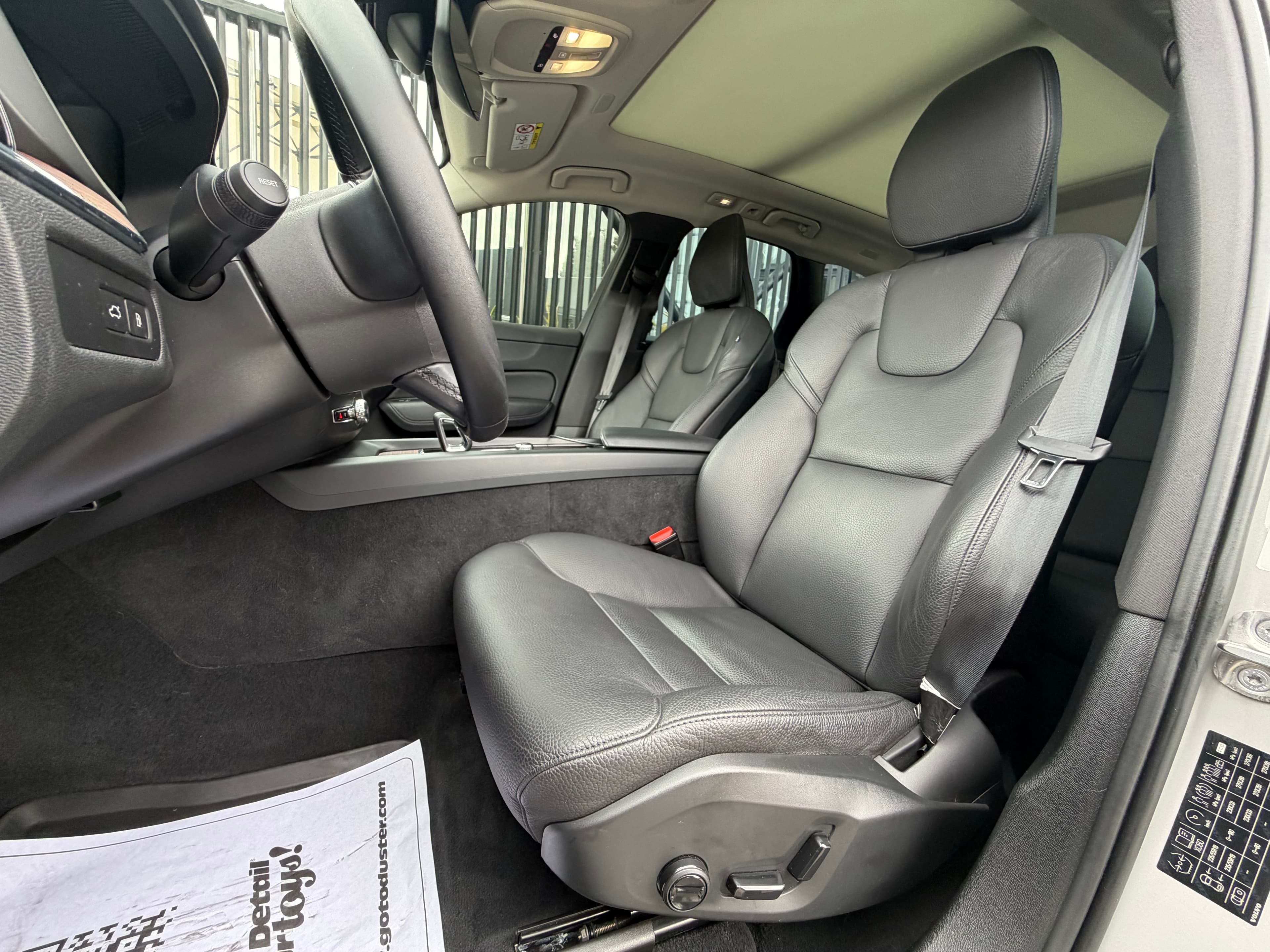 Volvo XC60 T8 AWD RECHARGE Modelo 2024 10