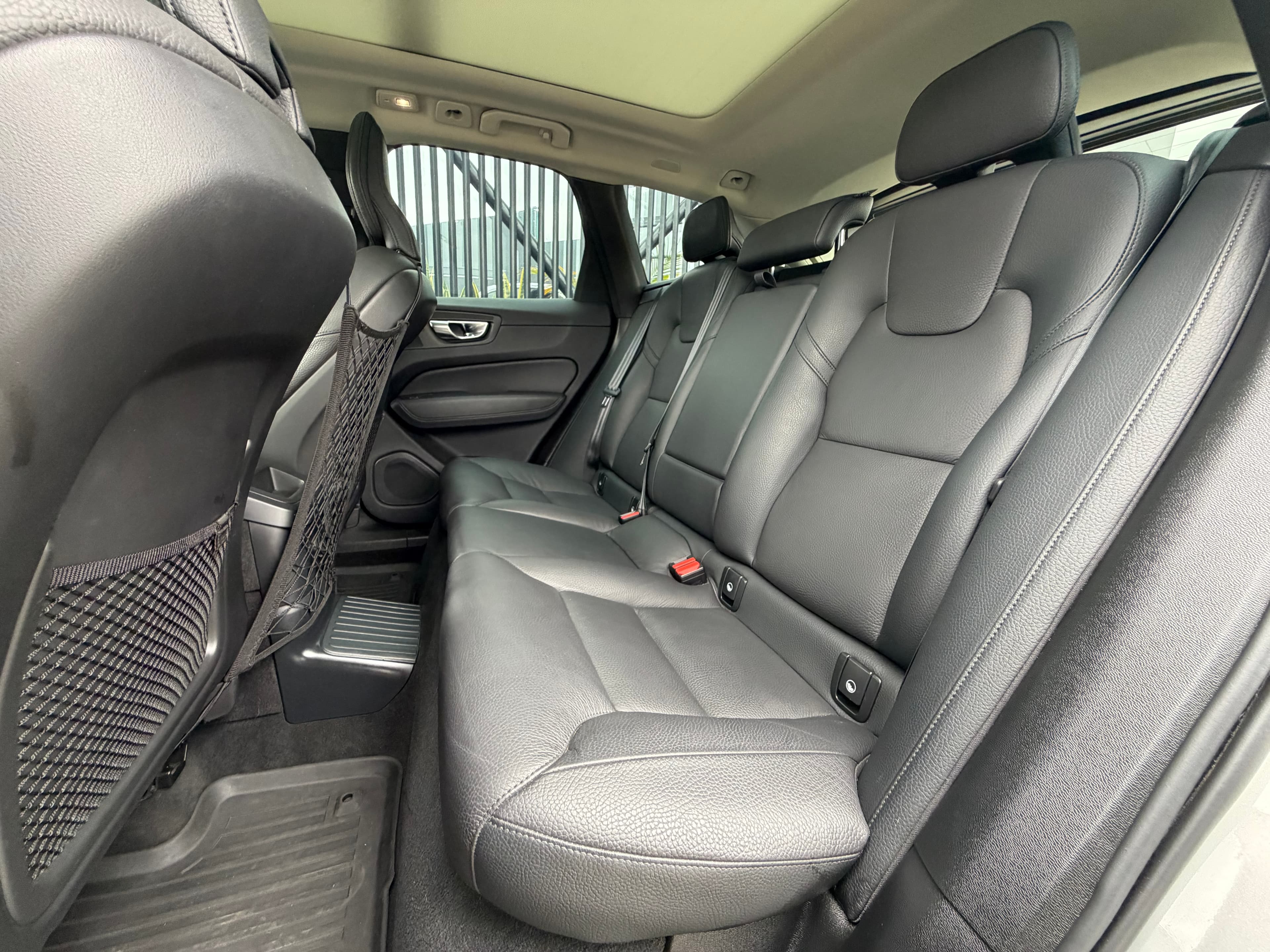 Volvo XC60 T8 AWD RECHARGE Modelo 2024 19