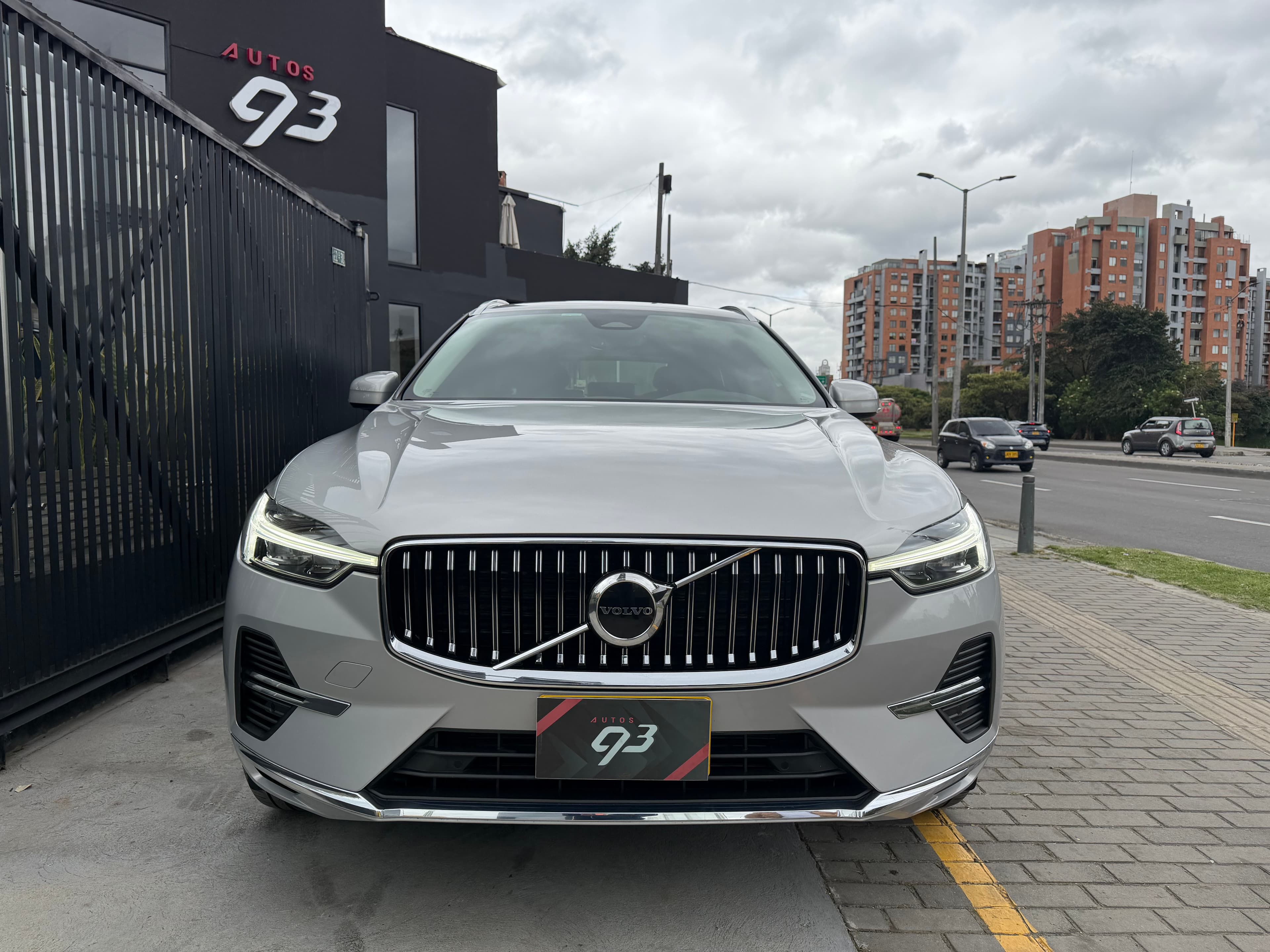 Volvo XC60 T8 AWD RECHARGE Modelo 2024 2