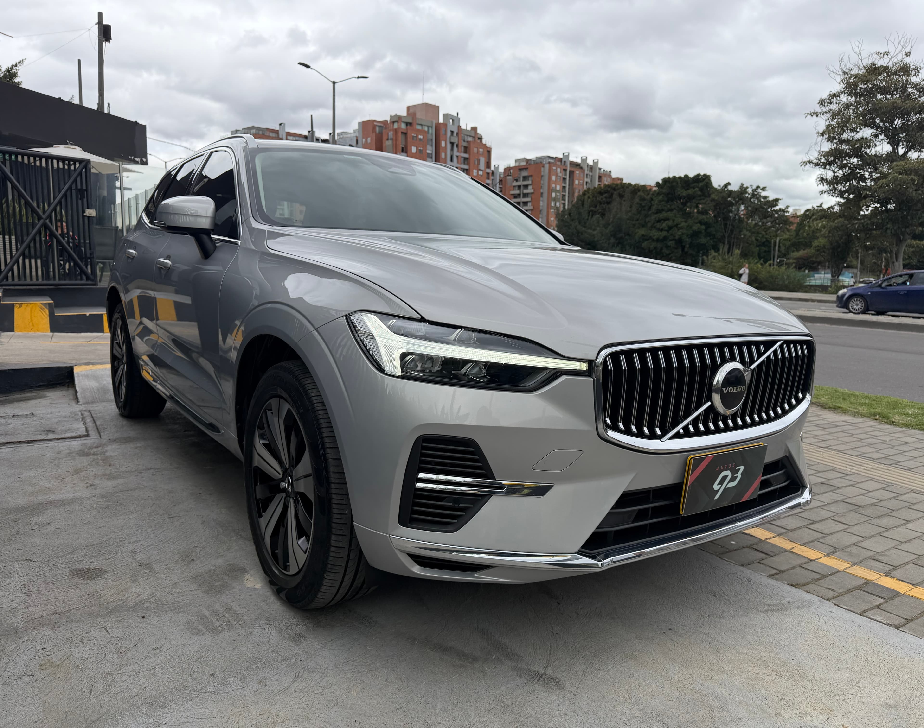 Volvo XC60 T8 AWD RECHARGE Modelo 2024 3