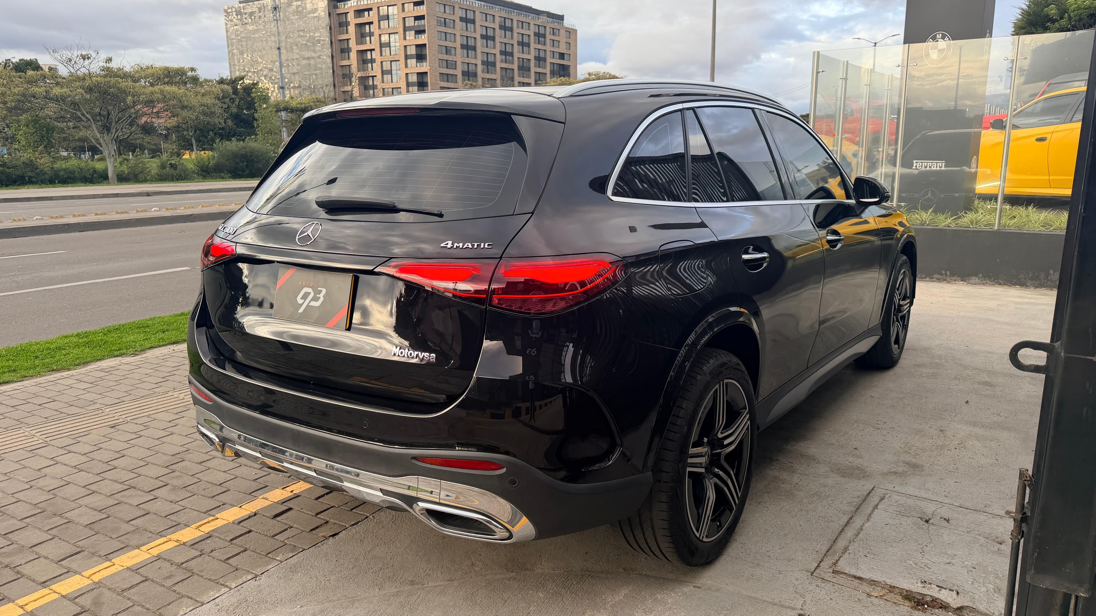 Mercedes Benz GLC300 Modelo 2025 7