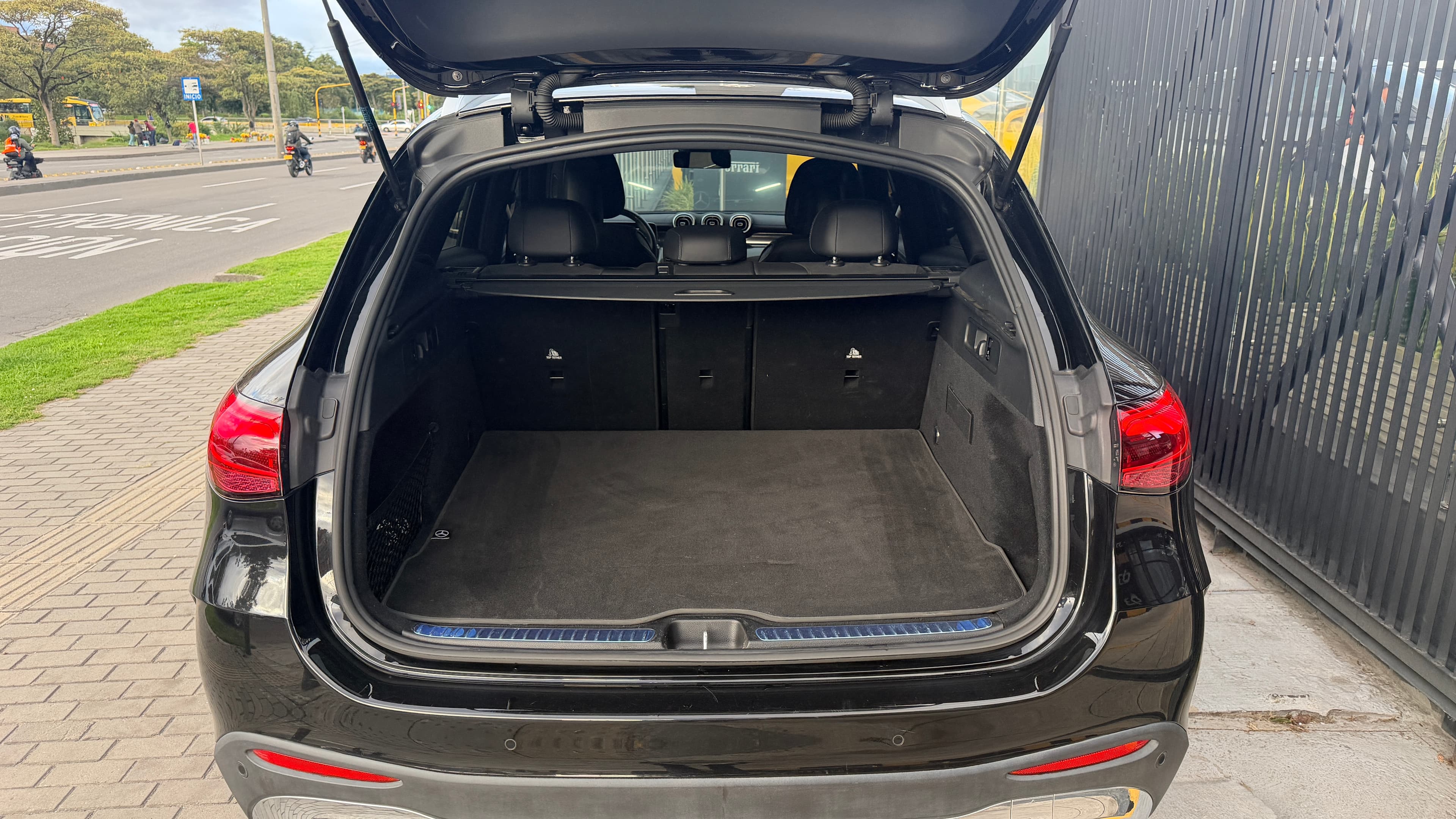 Mercedes Benz GLC300 Modelo 2025 8