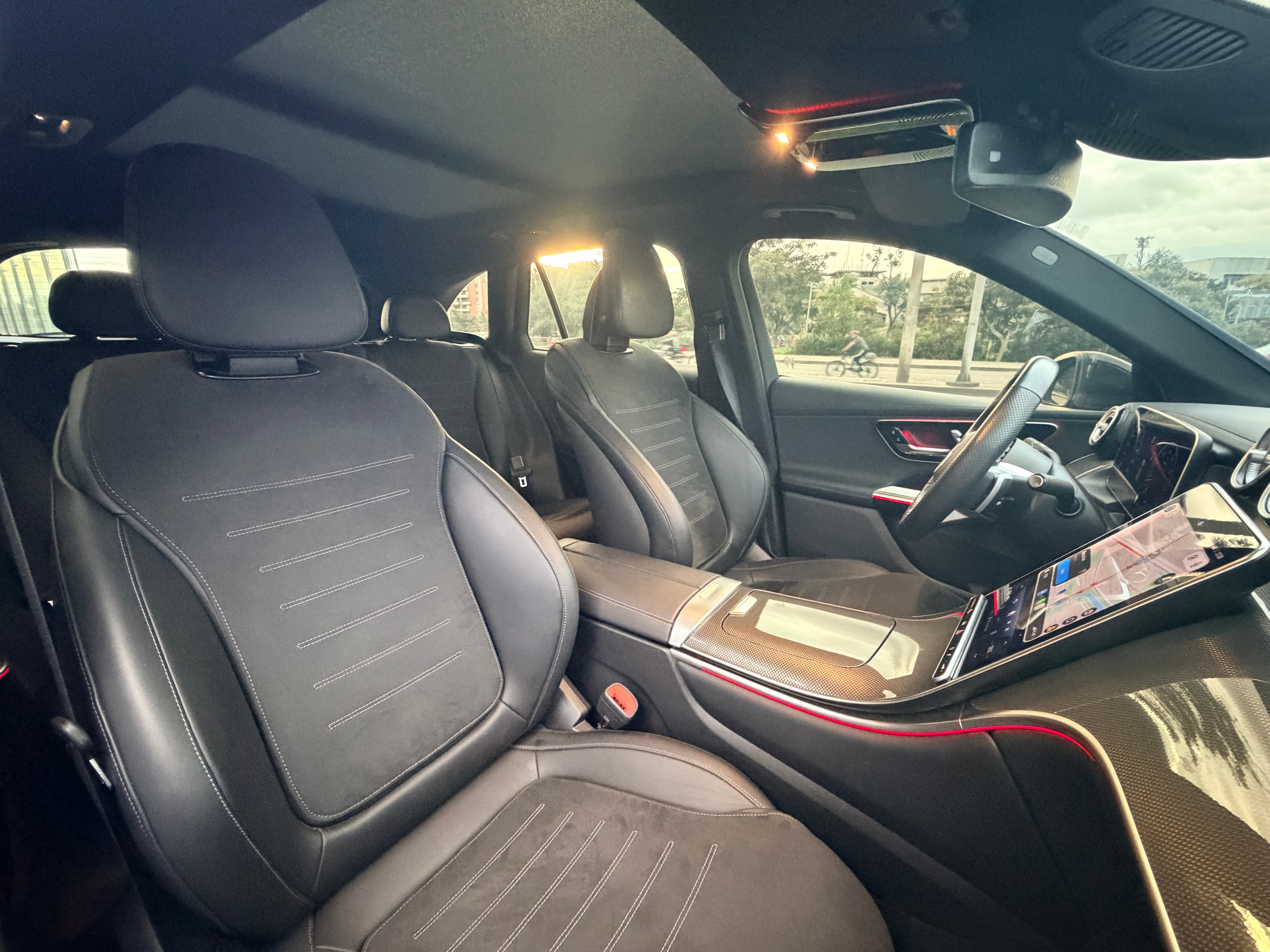 Mercedes Benz GLC300 Modelo 2025 21