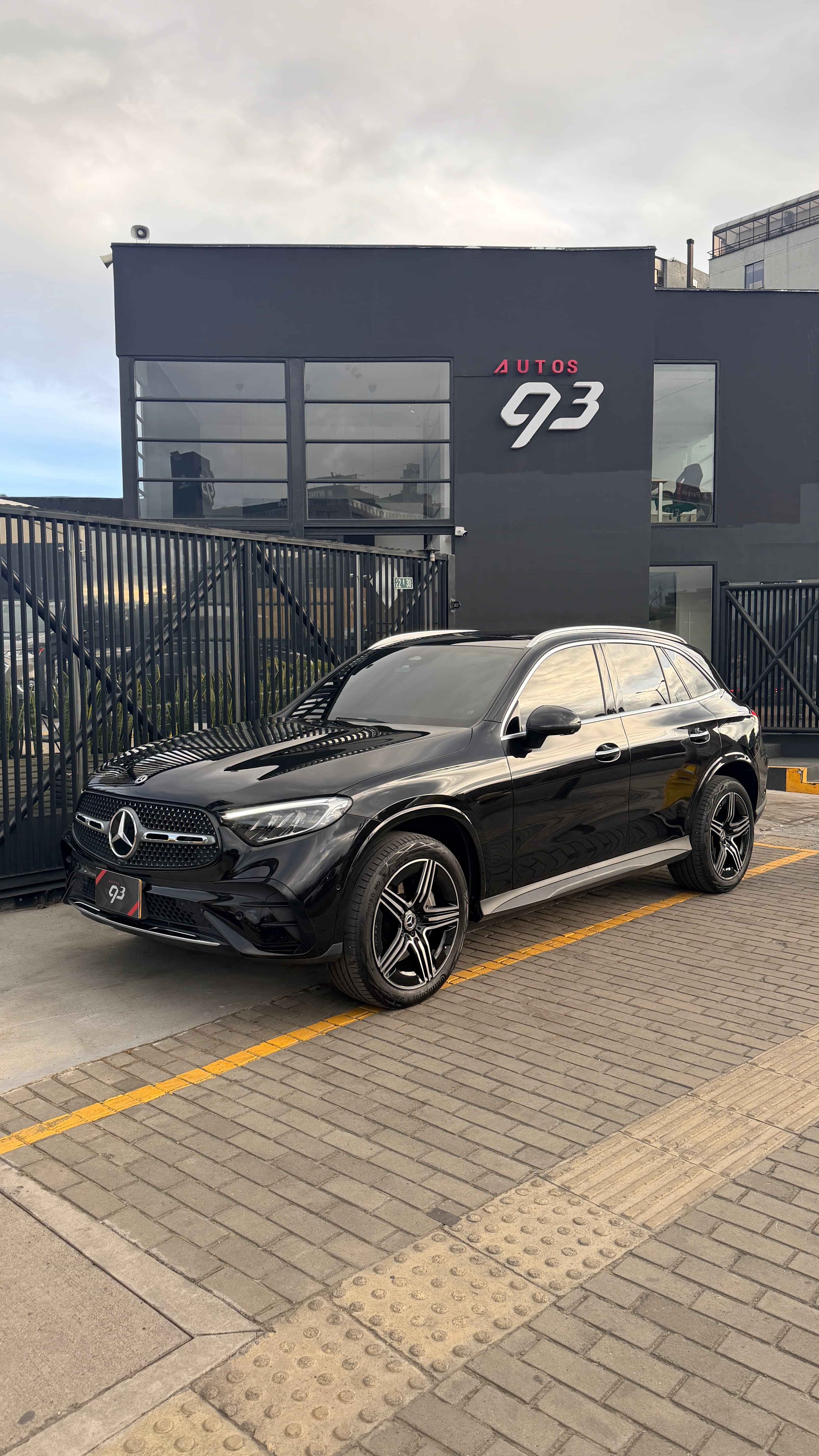 Mercedes Benz GLC300 Modelo 2025 1